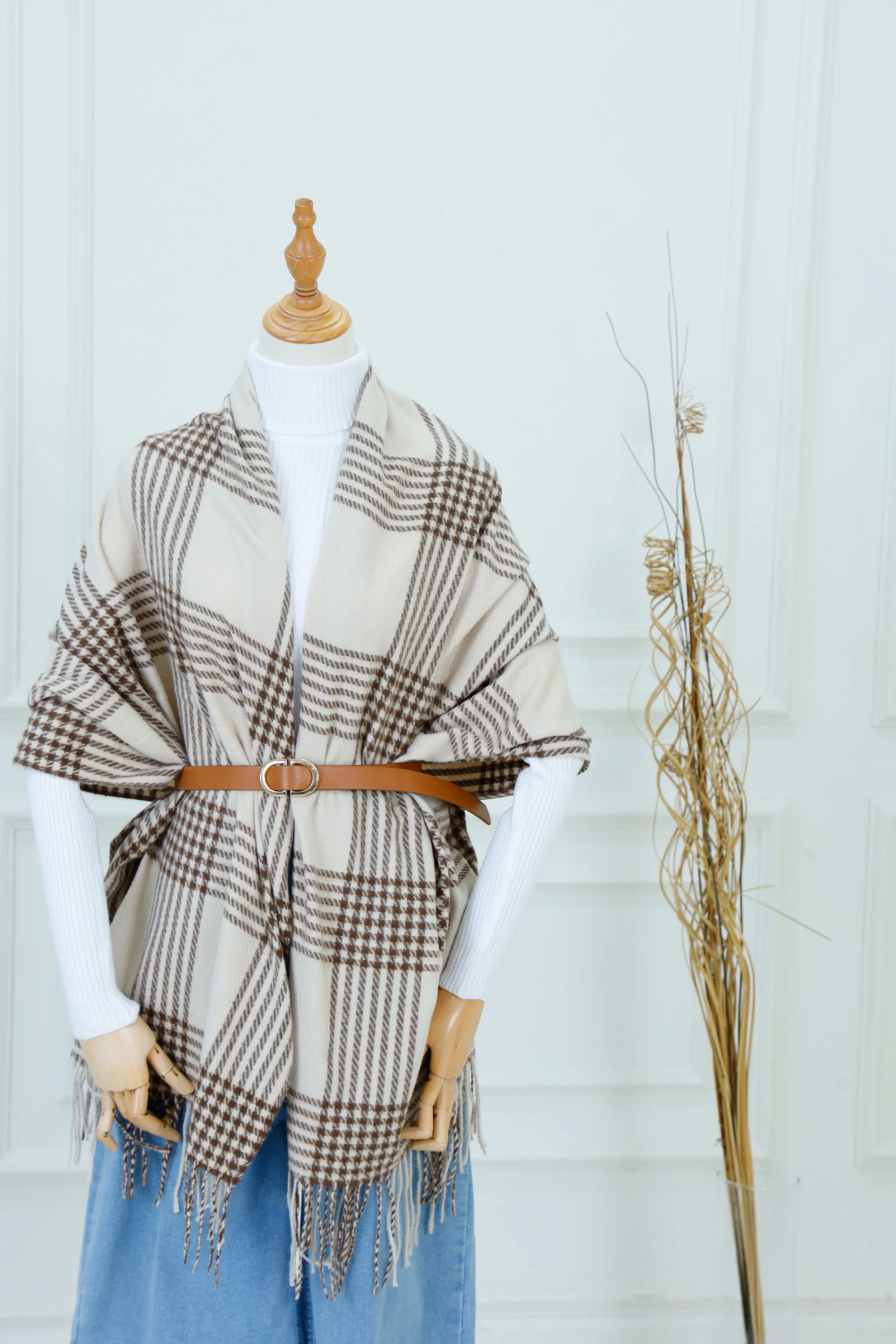 Plaid Knit Shoulder Scarf (9)