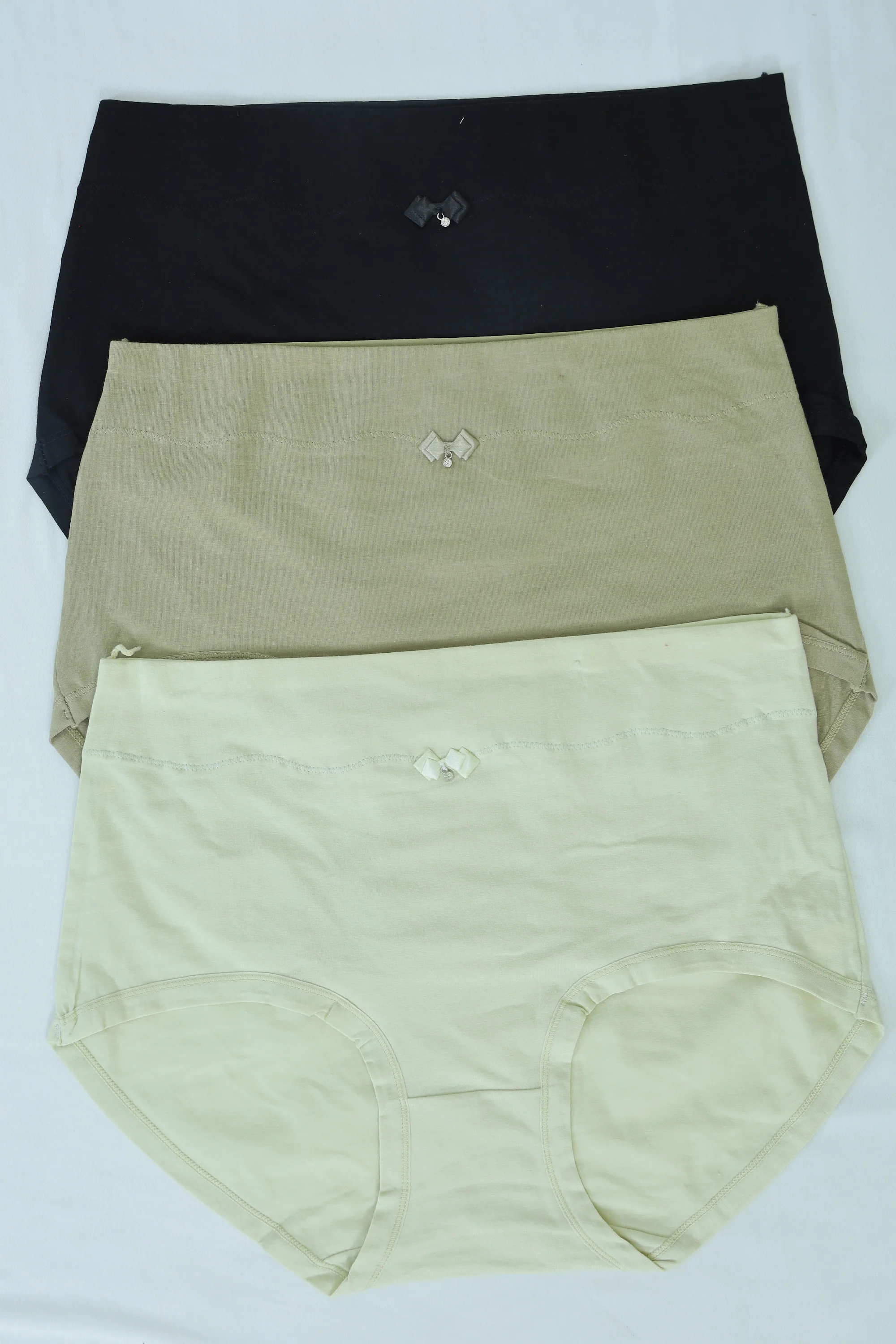 Elegant Soft Cotton Panty Set with Charm