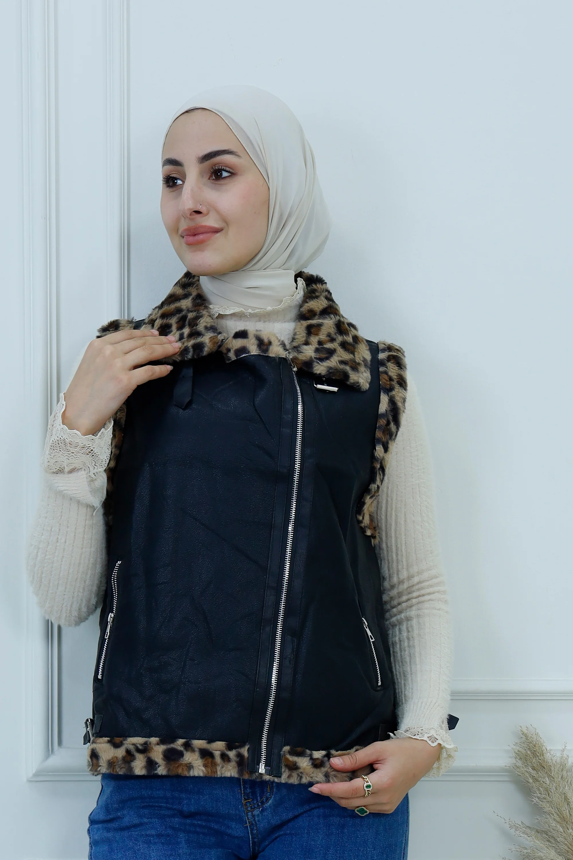 Women's Faux Leather Vest with Leopard Fur Trim