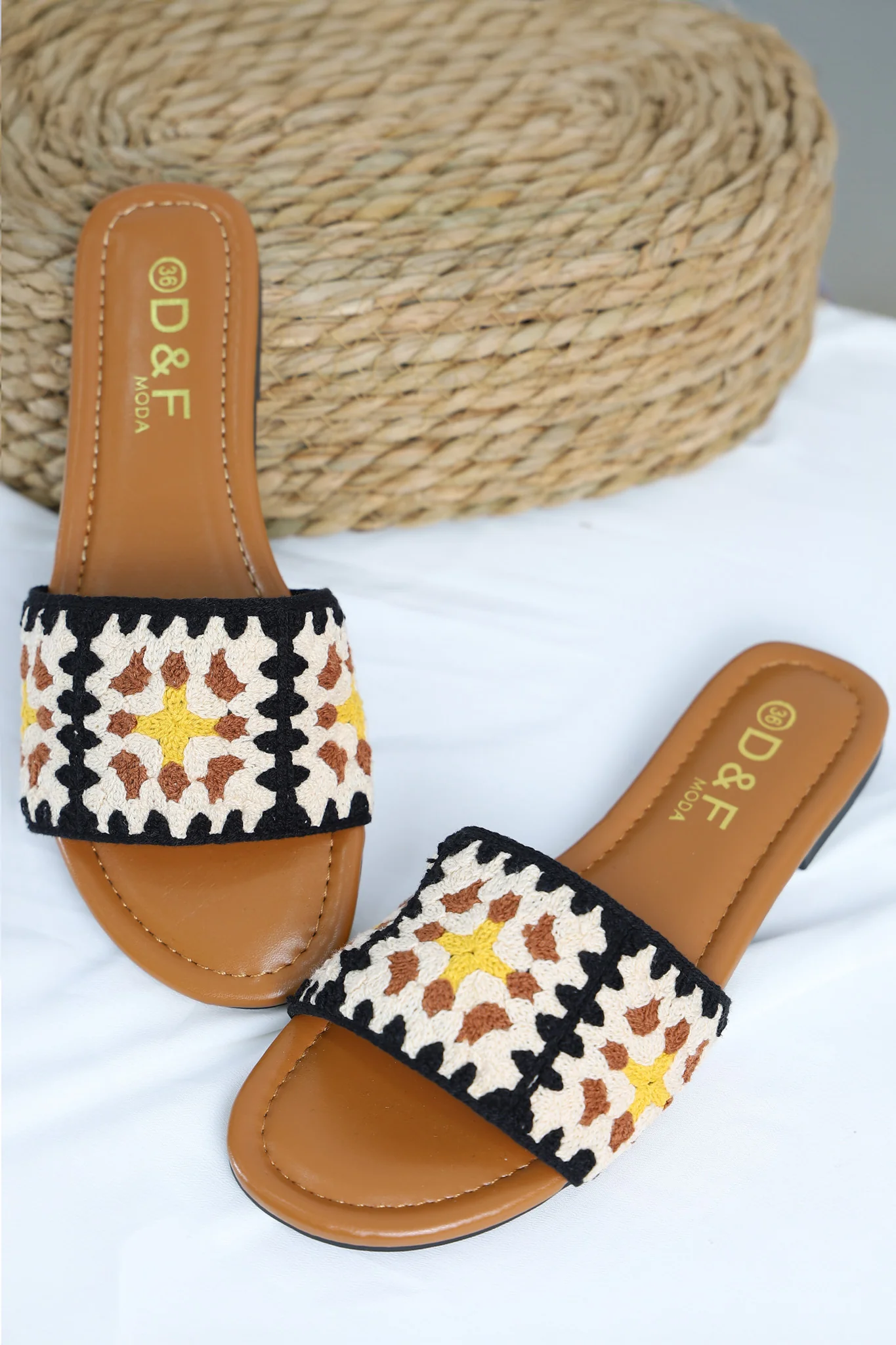 Patterned Slippers