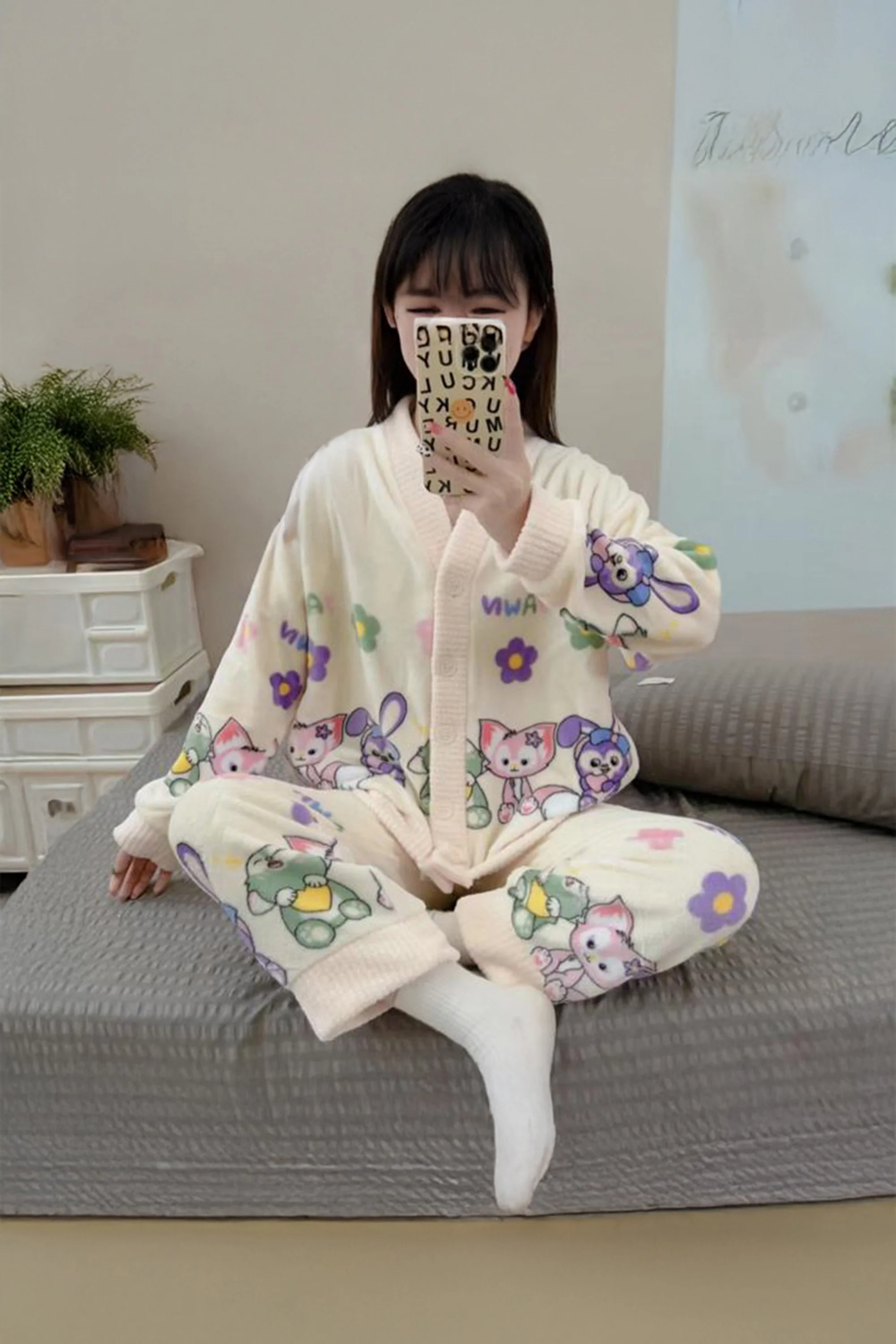 Character Print Sleepwear Ensemble