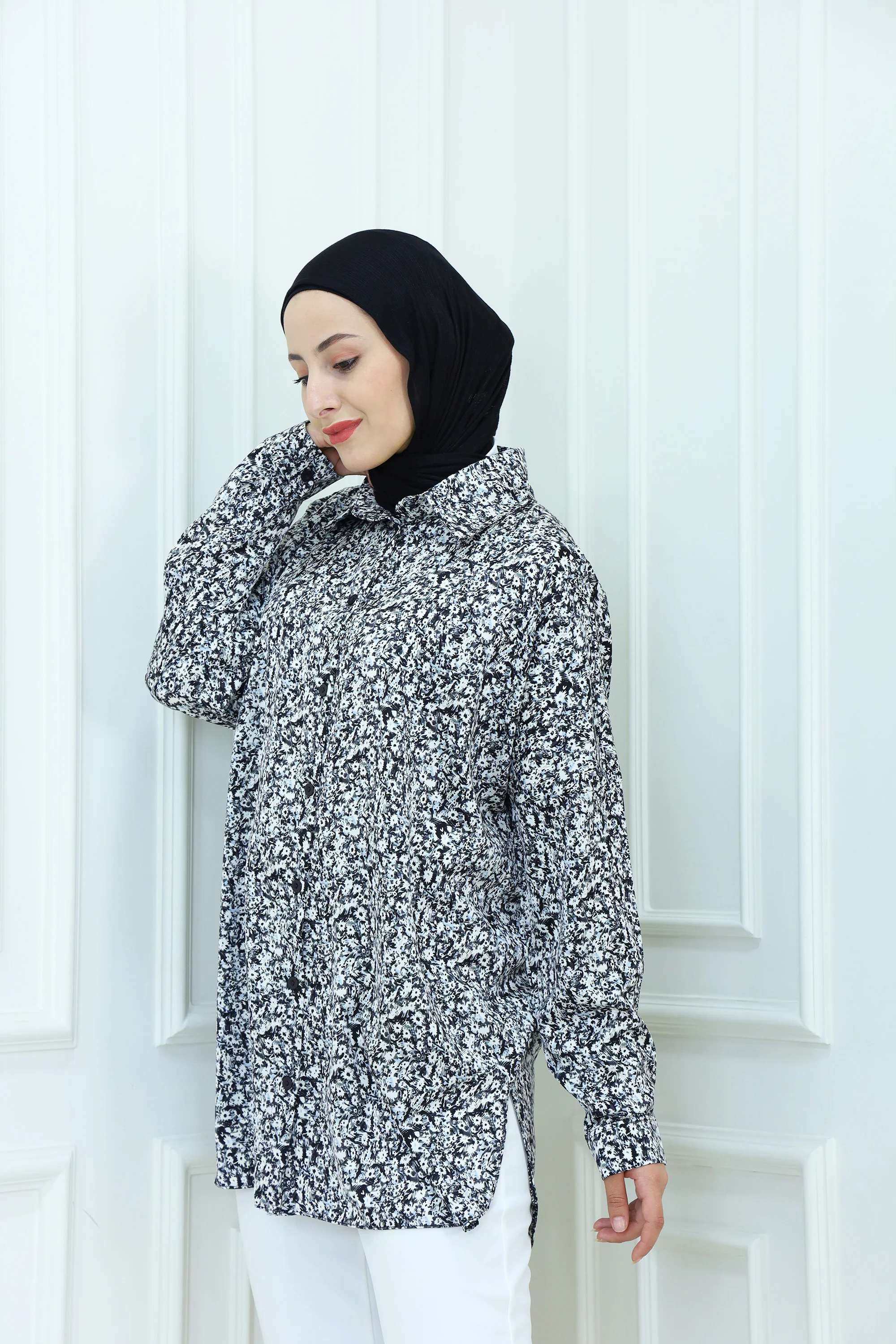 Boyfriend-Fit Floral Shirt