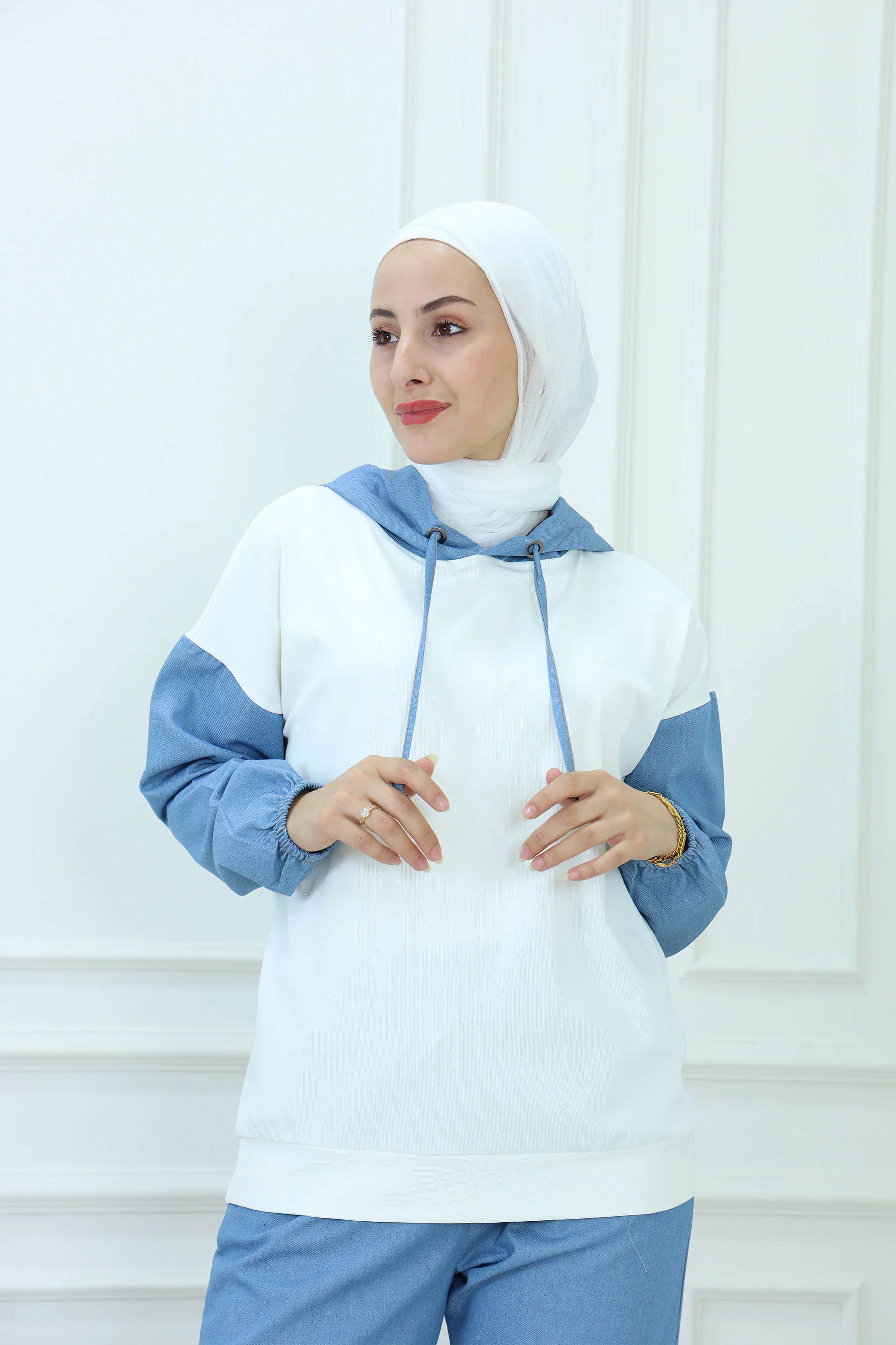 Jeans-Details Hooded Tracksuit Set