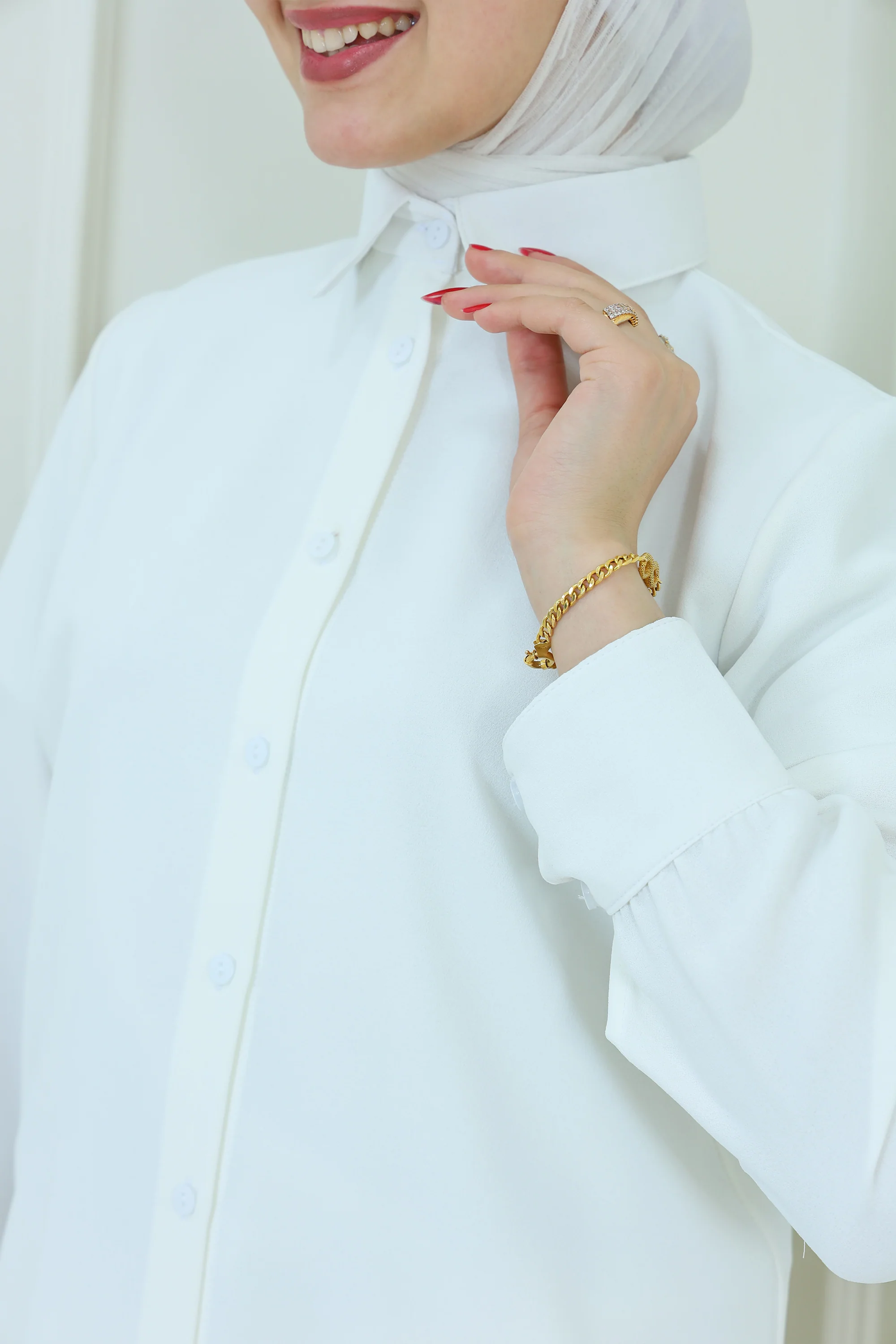 Short Plain White Shirt (717)