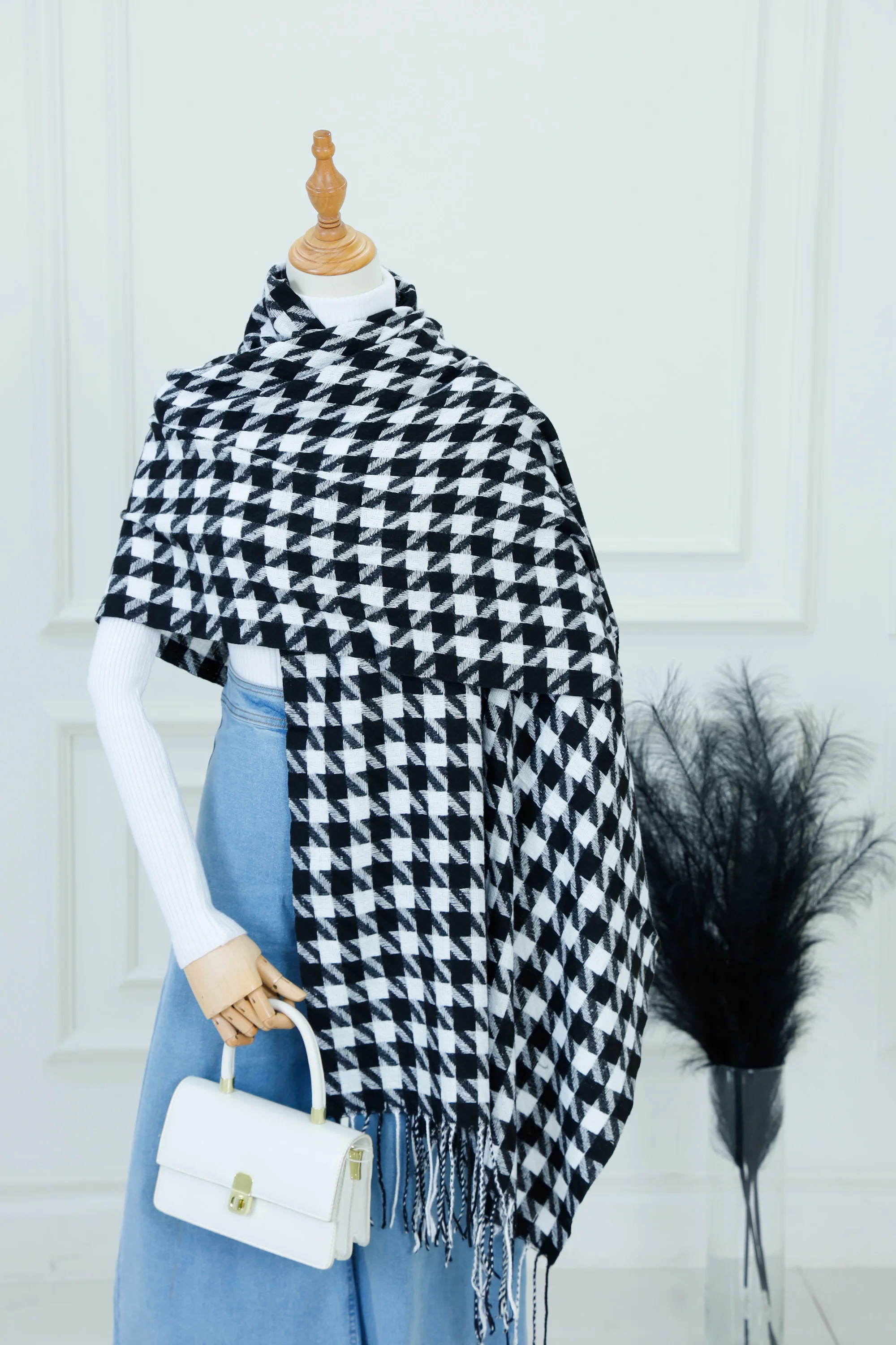 Plaid Knit Shoulder Scarf (8)