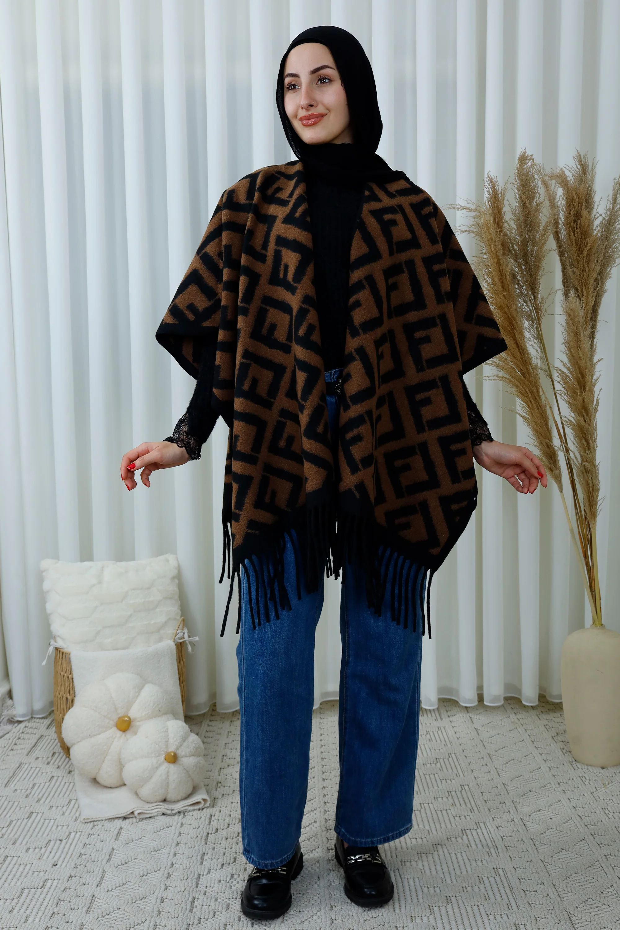 Patterned Winter Scarf With Fringe