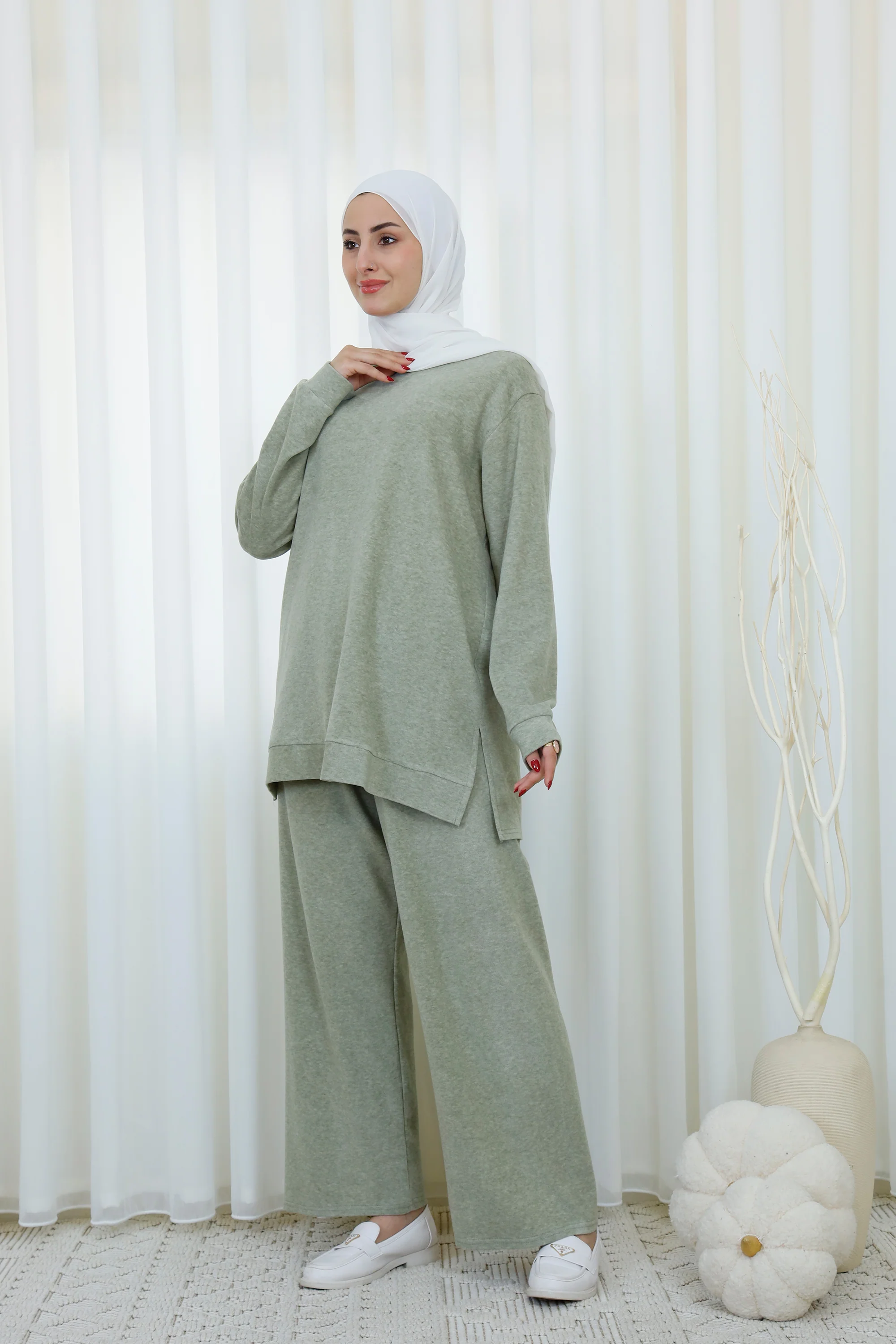 Modest Two-Piece Tracksuit �C Soft, Relaxed & Everyday Active Comfort