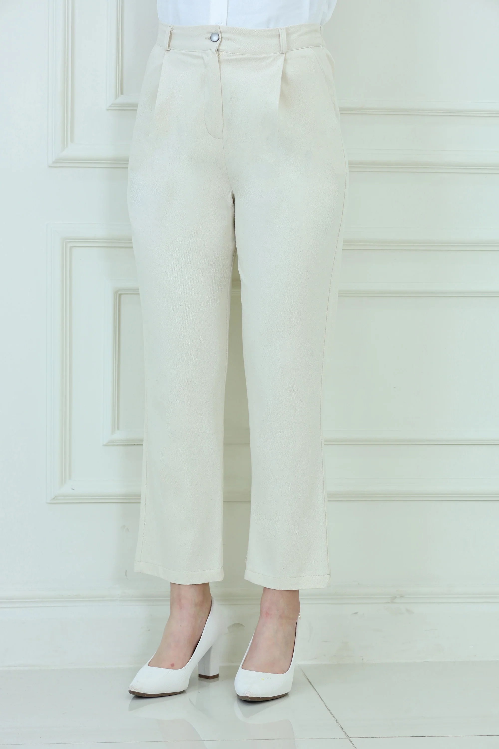 Slim-Fit Linen Pants