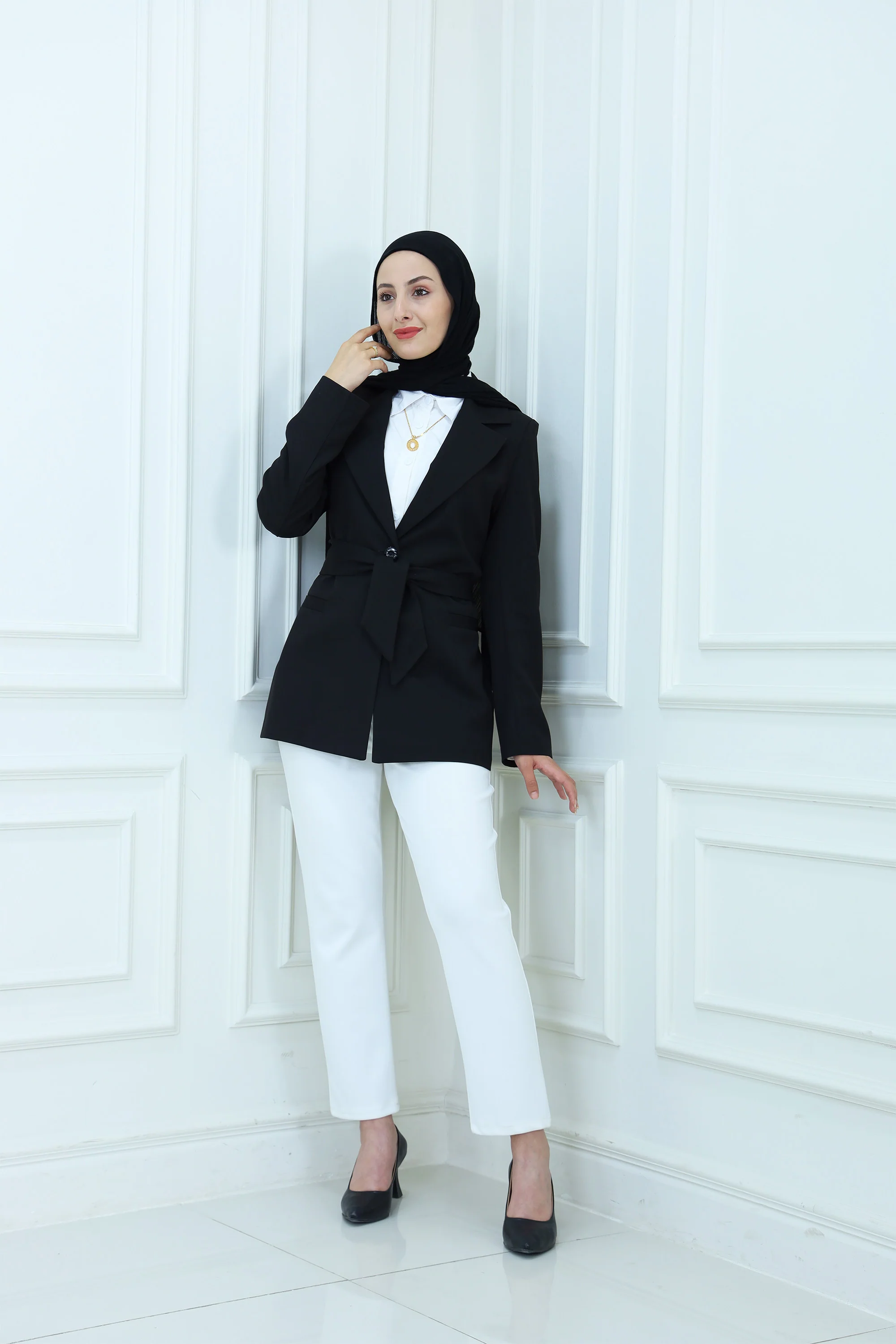 Elegant Waist-Tie Women's Blazer