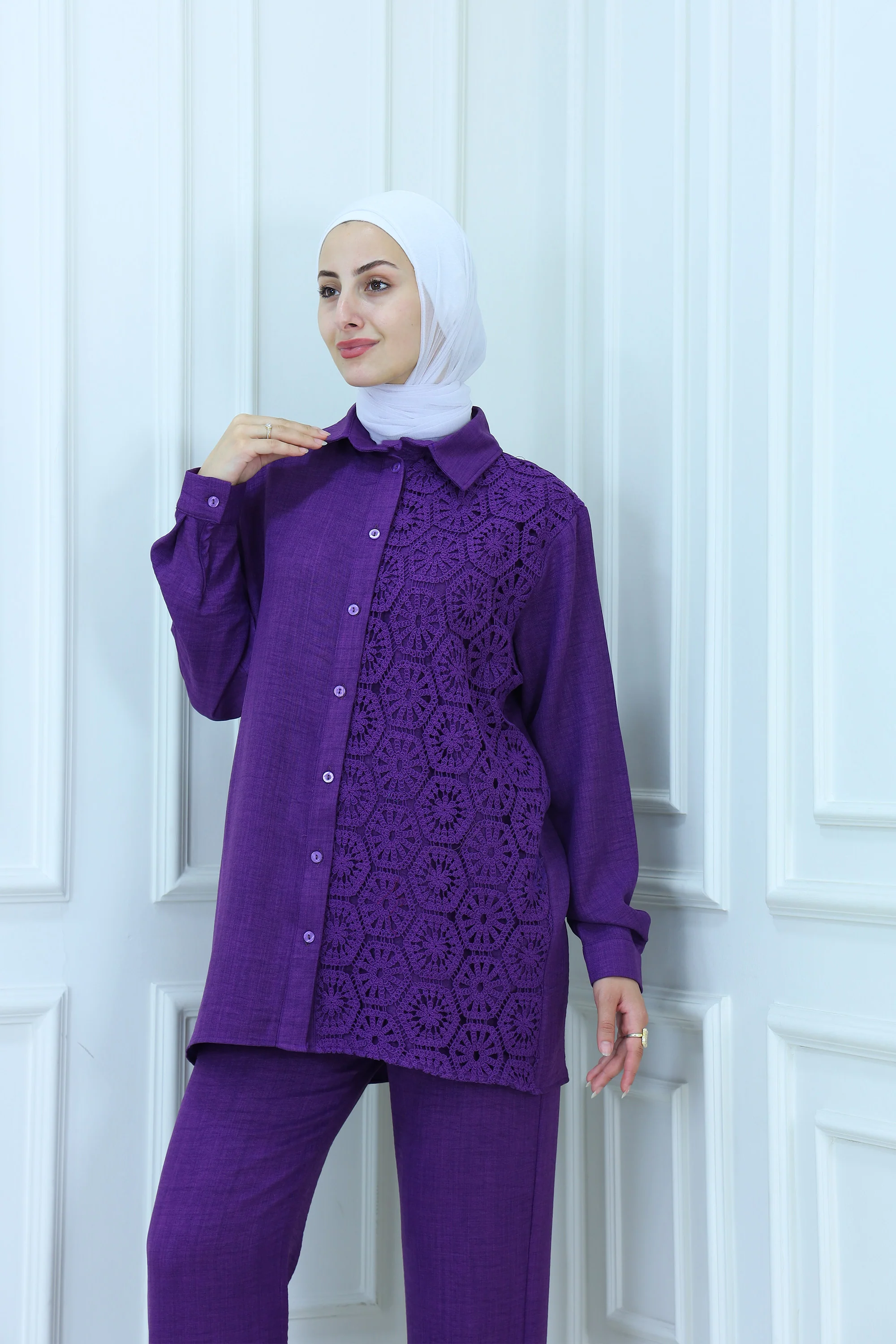 Two-Piece Set  with Cochet Details