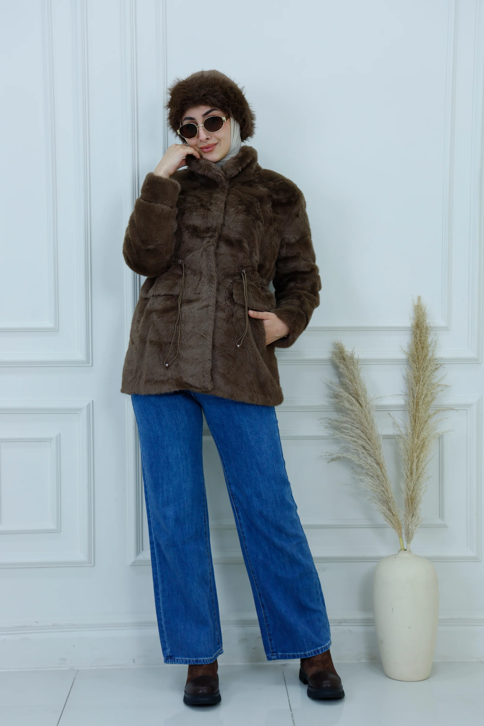 Women's Faux Fur Coat with Drawstring Waist
