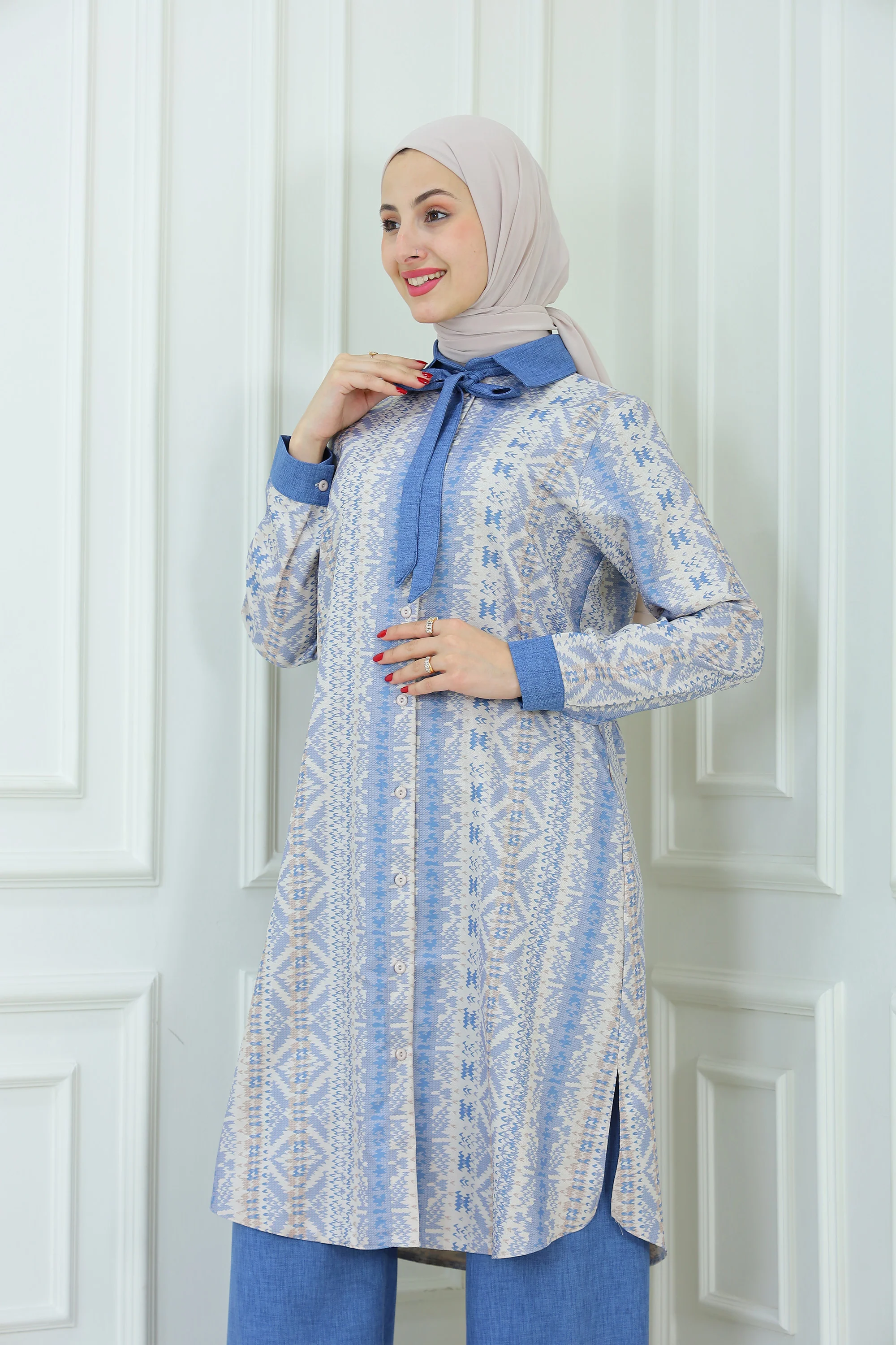 Elegant Monochrome Tribal Print Tunic Suit