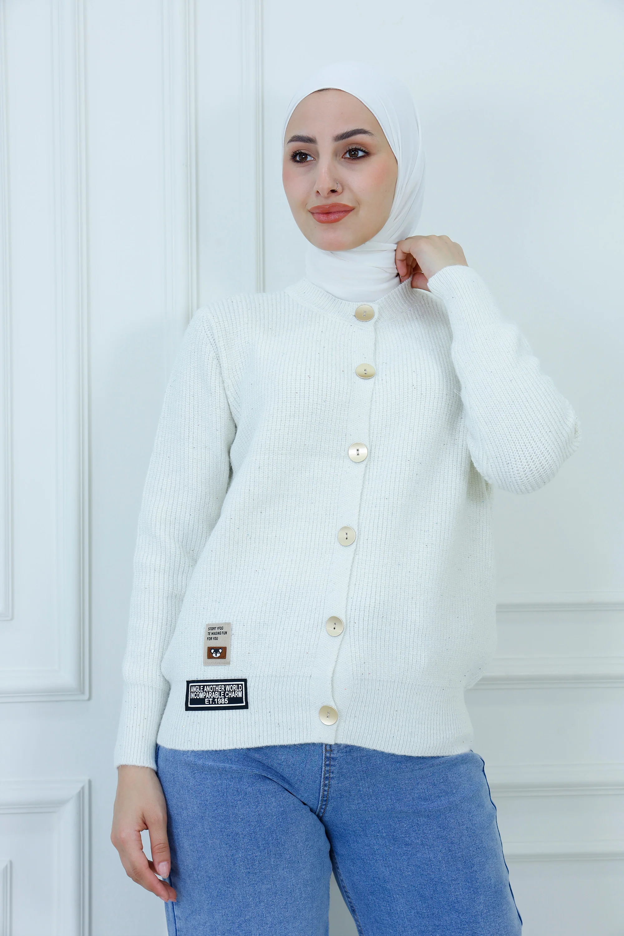 Crewneck Textured Knit Cardigan with Buttons