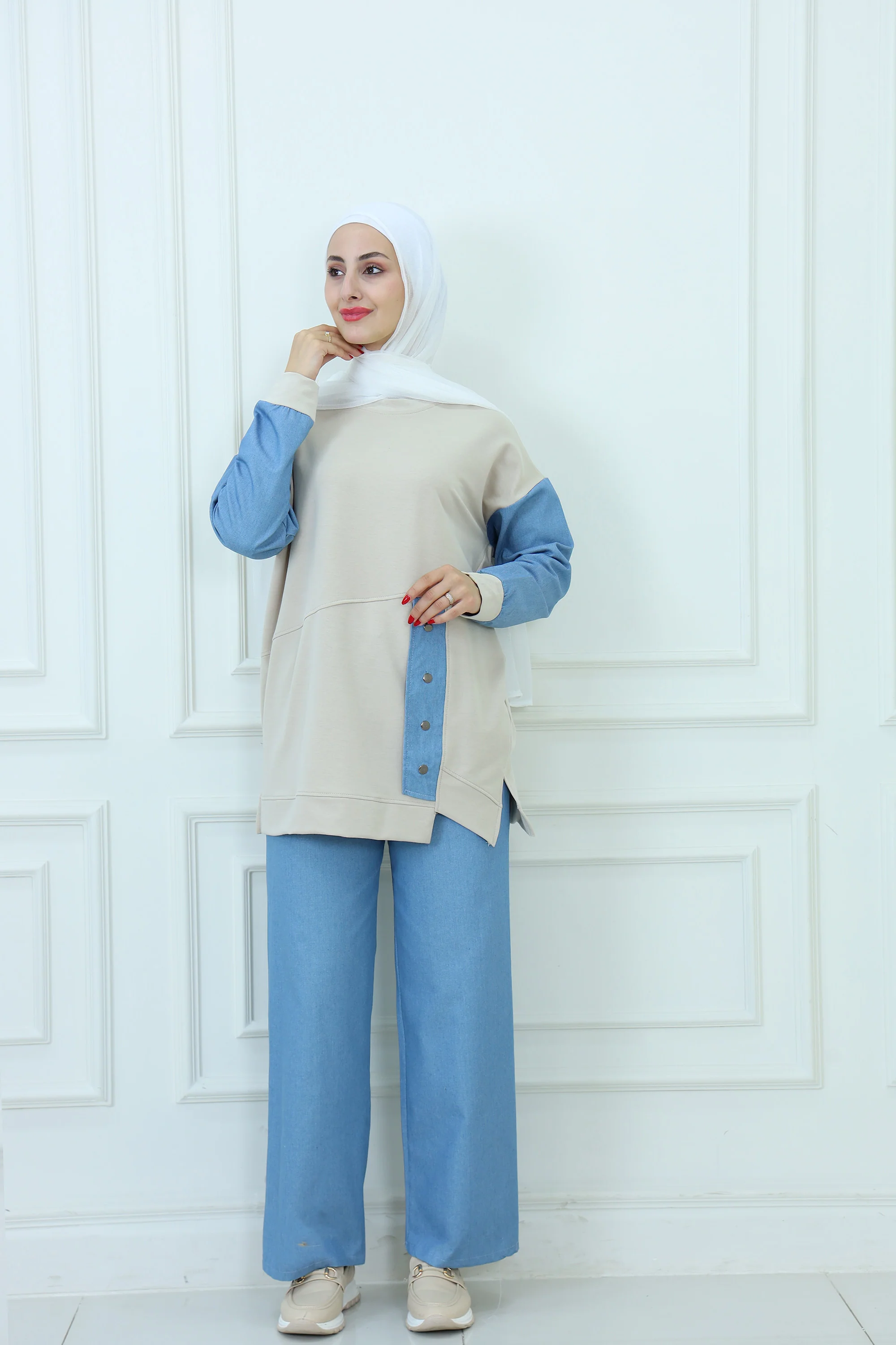 Elegant Jeans Details Tracksuit with Buttons