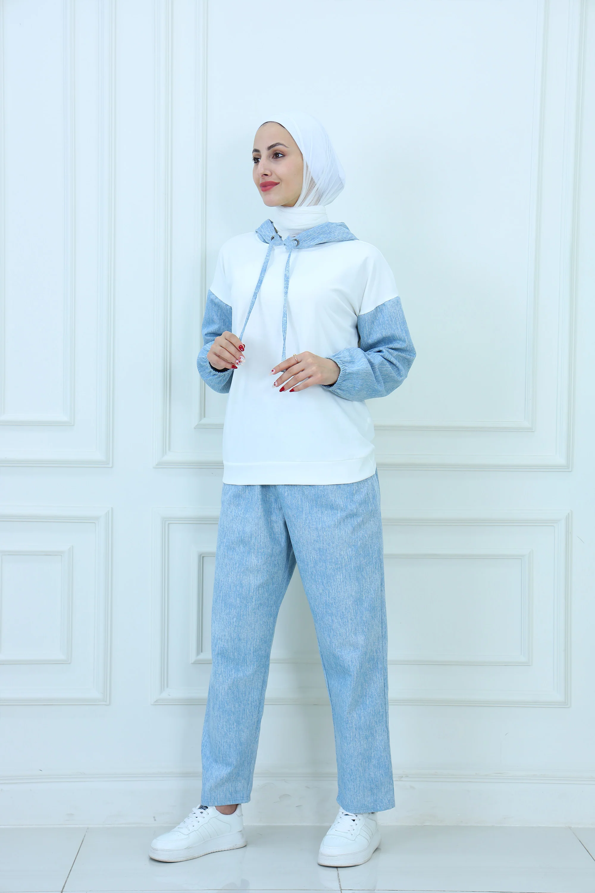 Jeans-Details Hooded Tracksuit Set