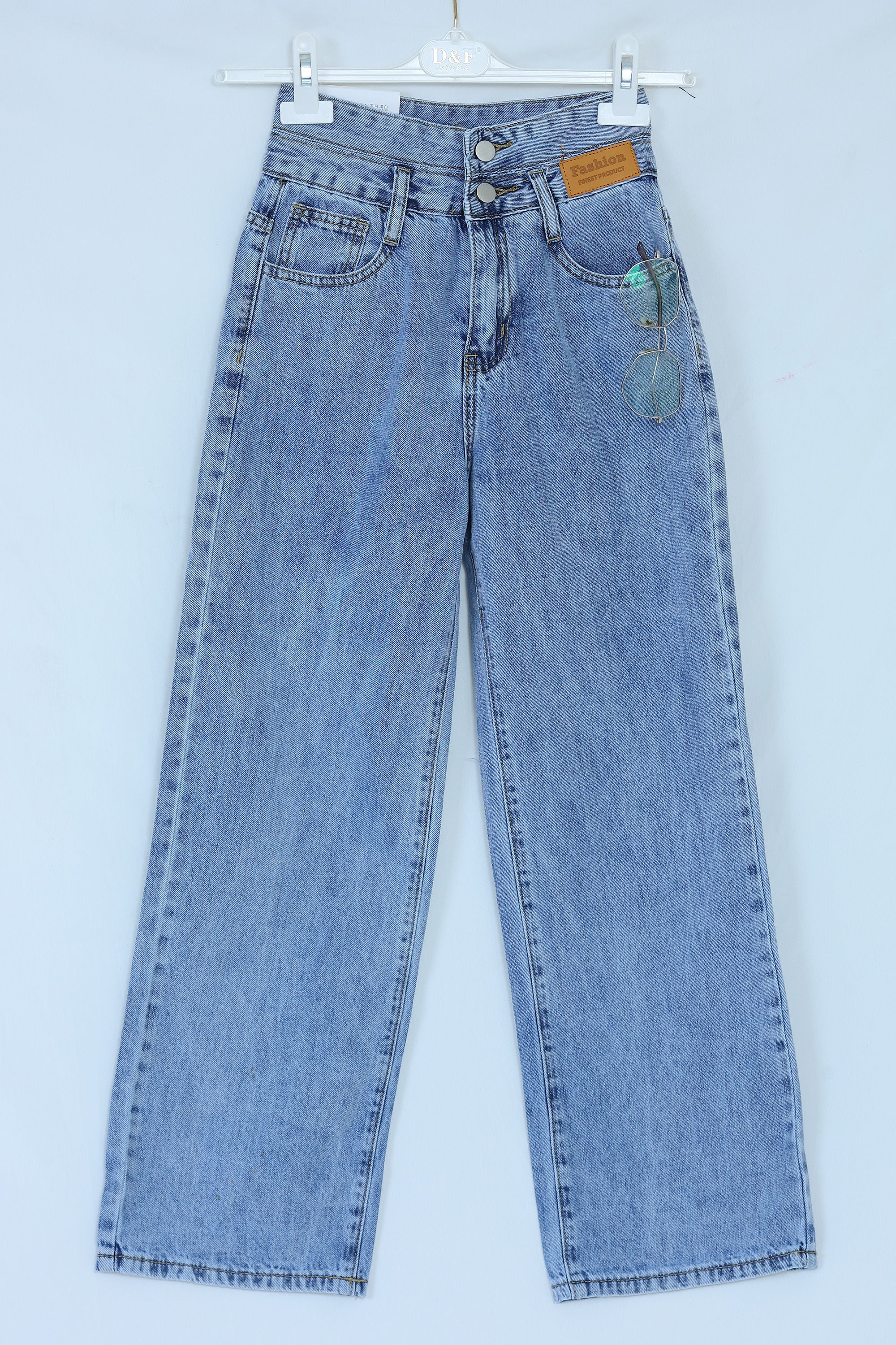 Snatched Waist Straight Leg Jeans