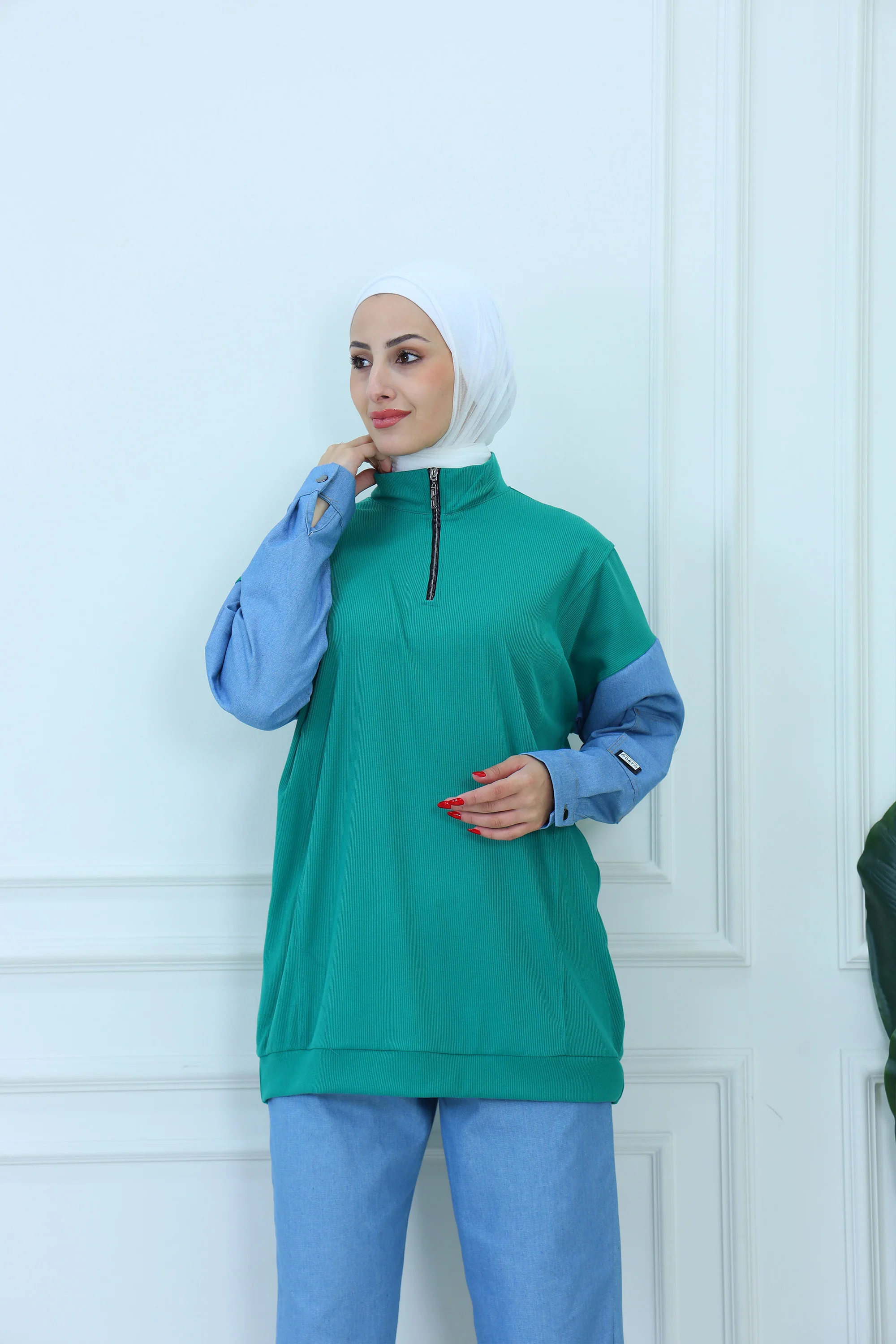 Jeans-Details Tracksuit Set