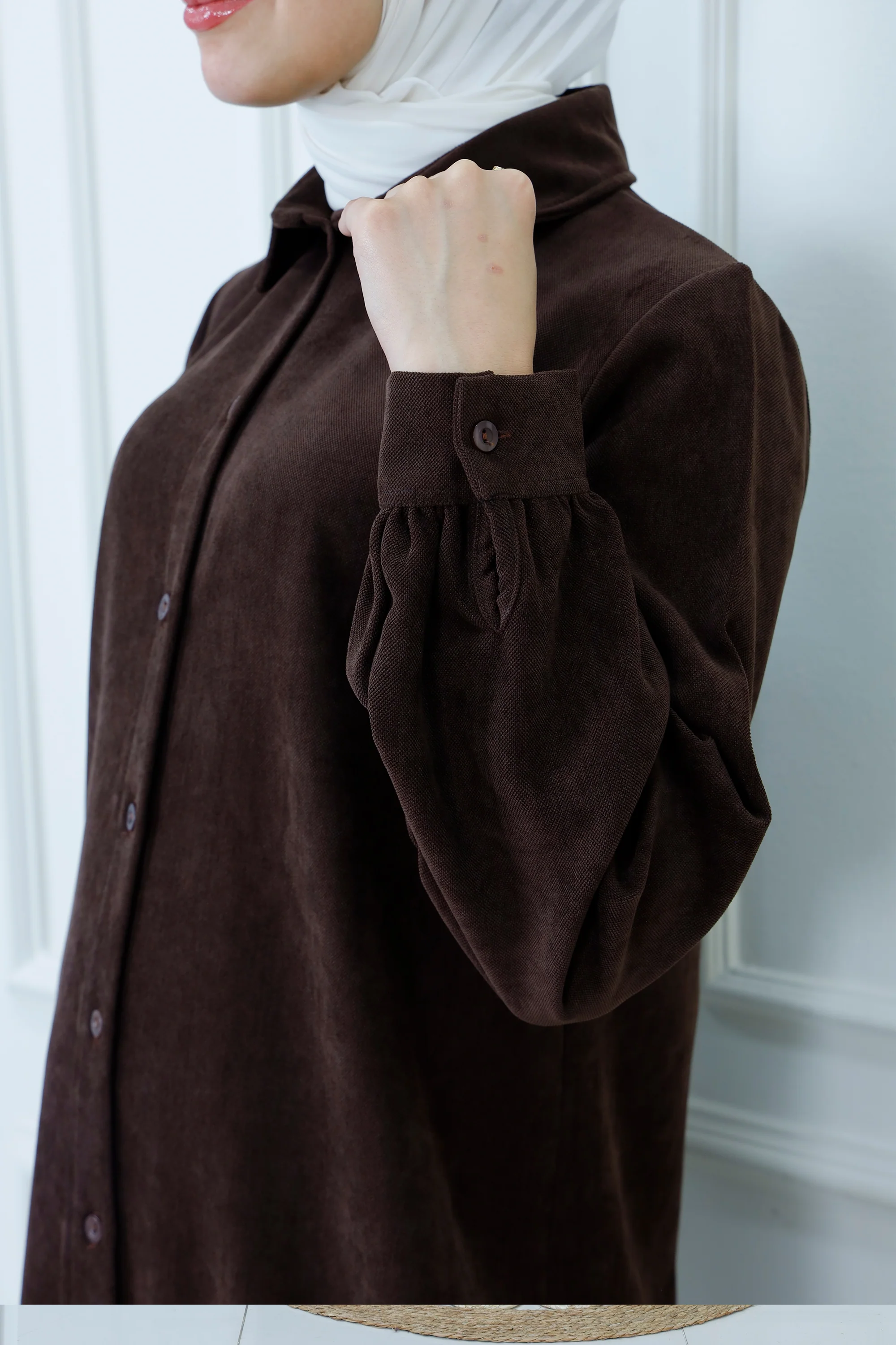 Elegant Button-Front-Maxi-Modest Shirt