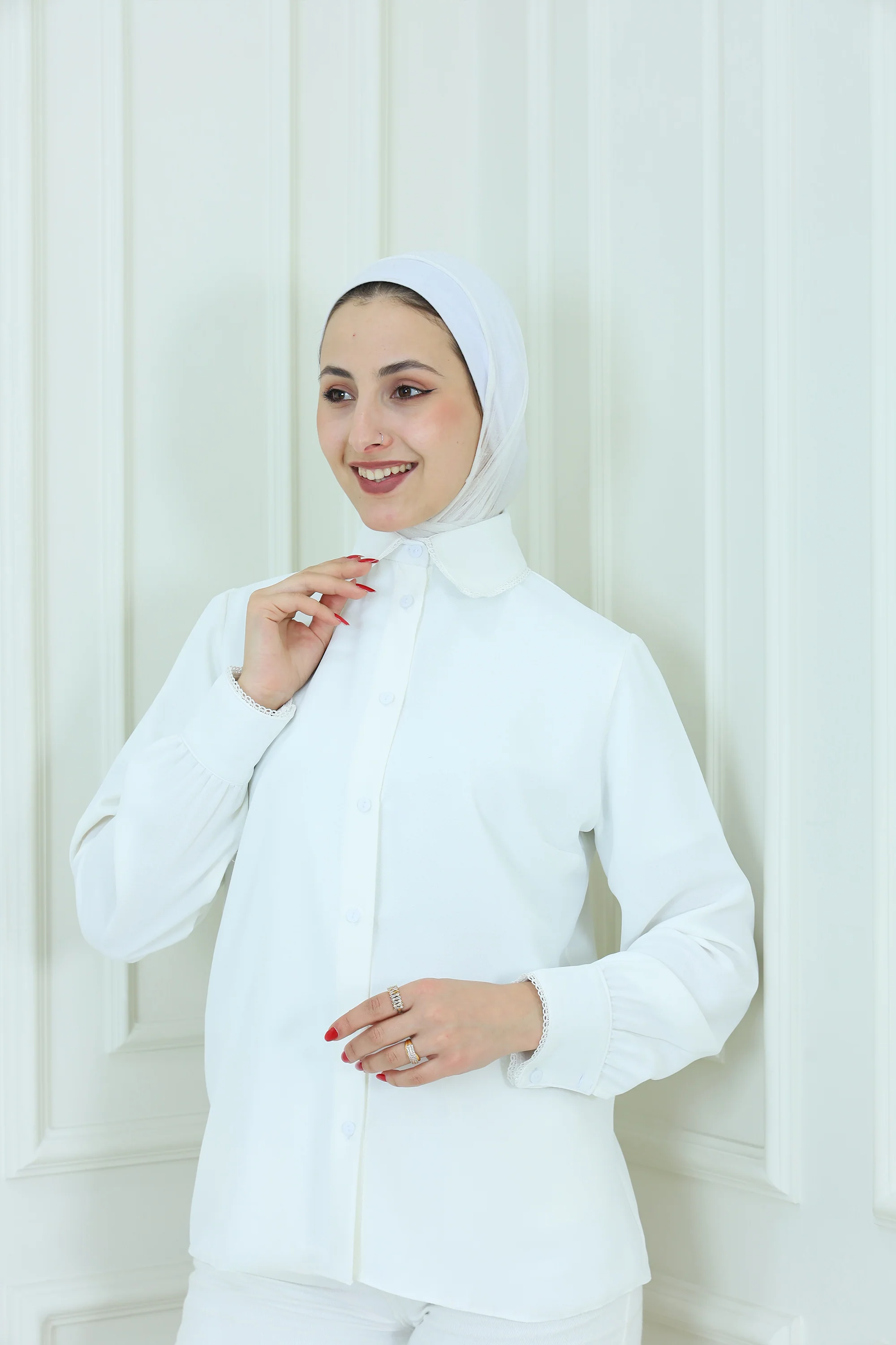 Short Plain White Shirt (714)