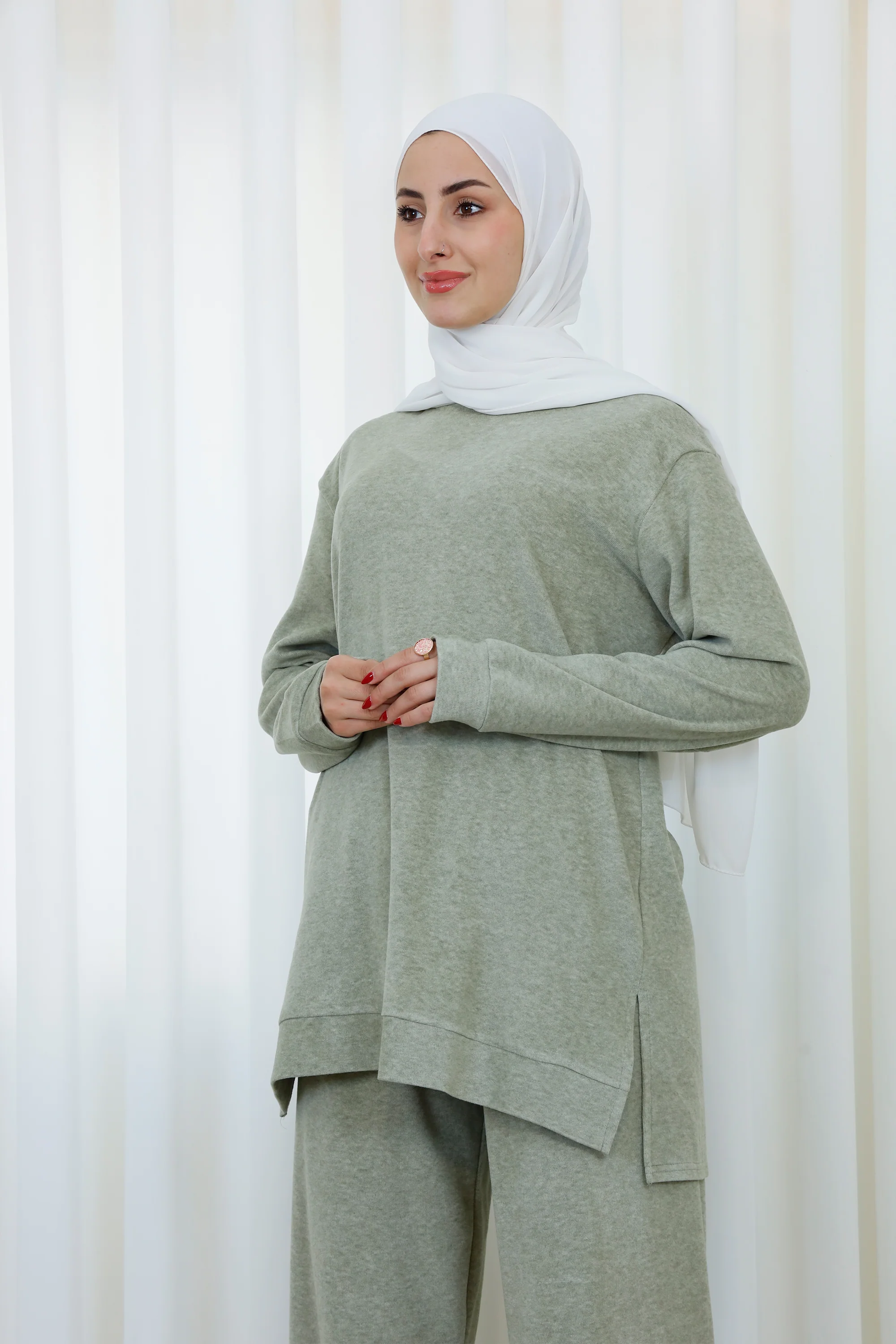 Modest Two-Piece Tracksuit �C Soft, Relaxed & Everyday Active Comfort