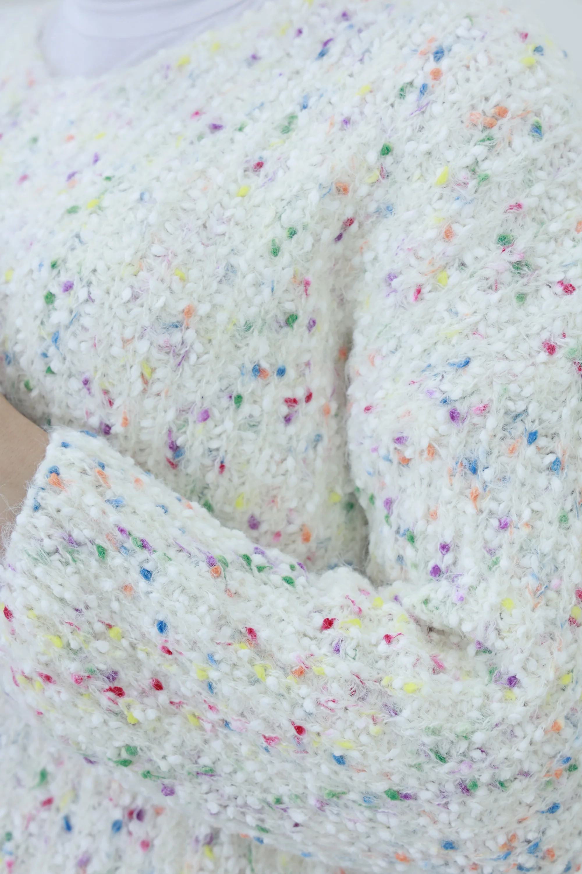 Women��s Speckled Knit Sweater �C Round Neck