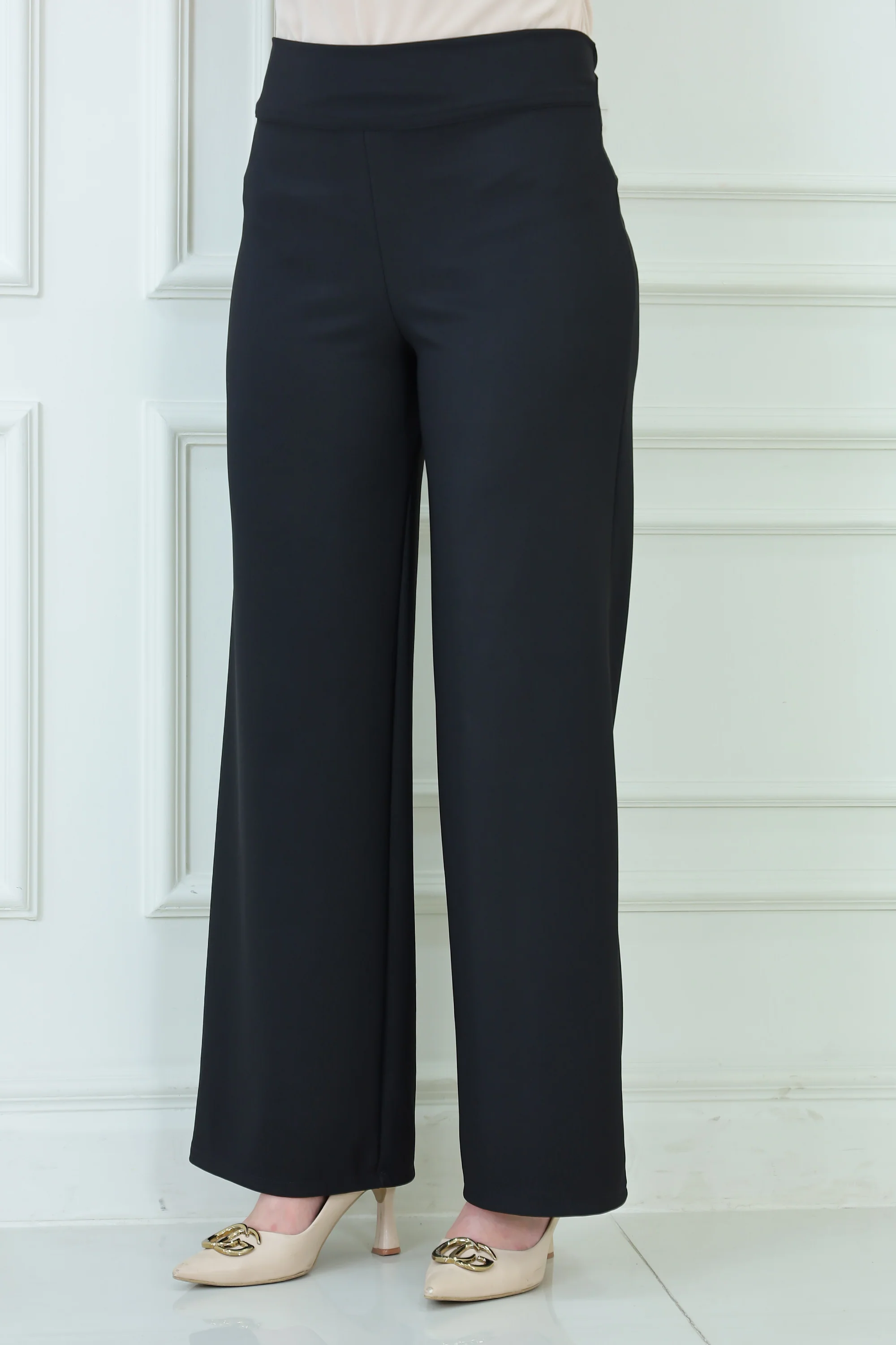 High-Waist Wide-Leg Pant