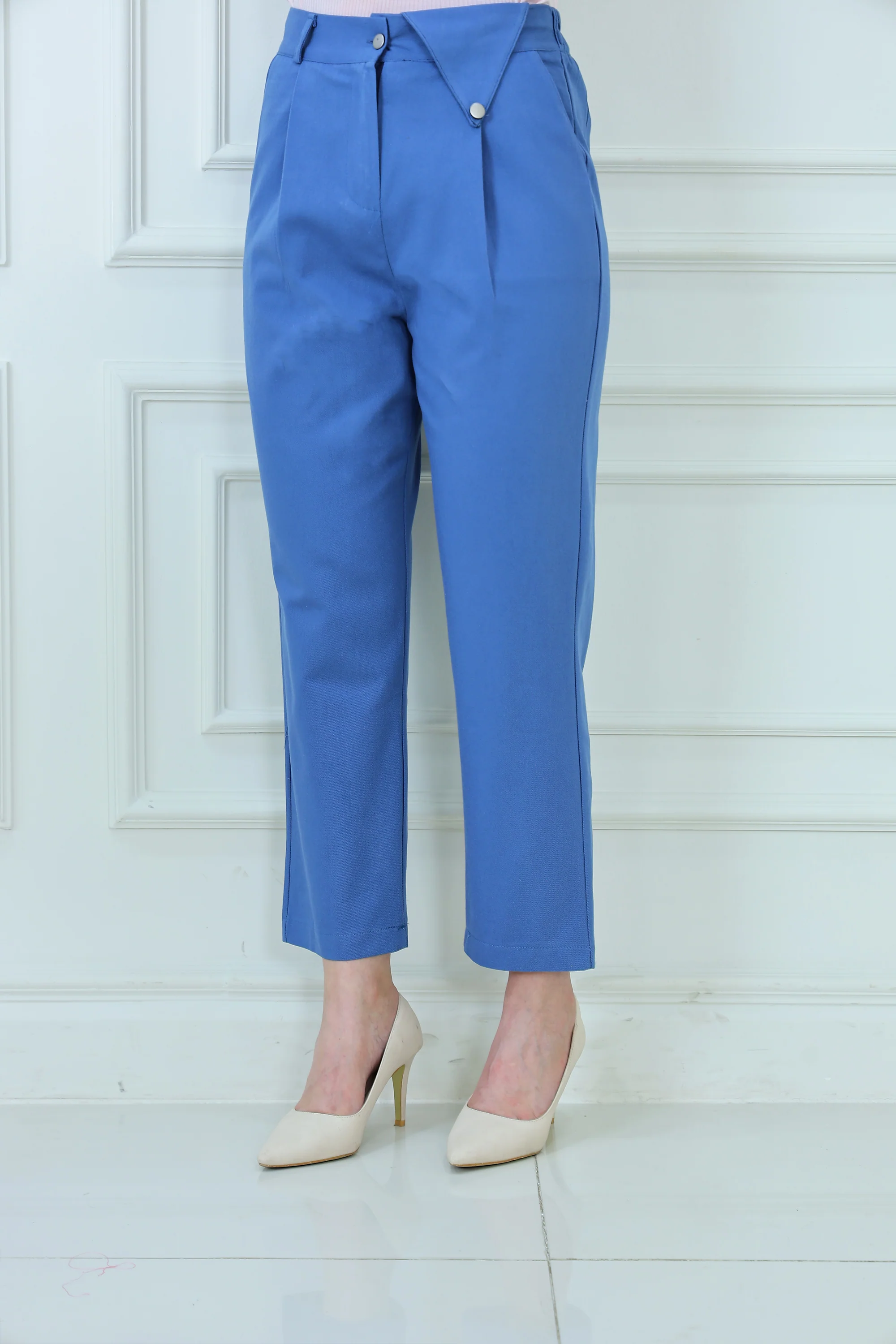 High-Waist Linen Straight Pants