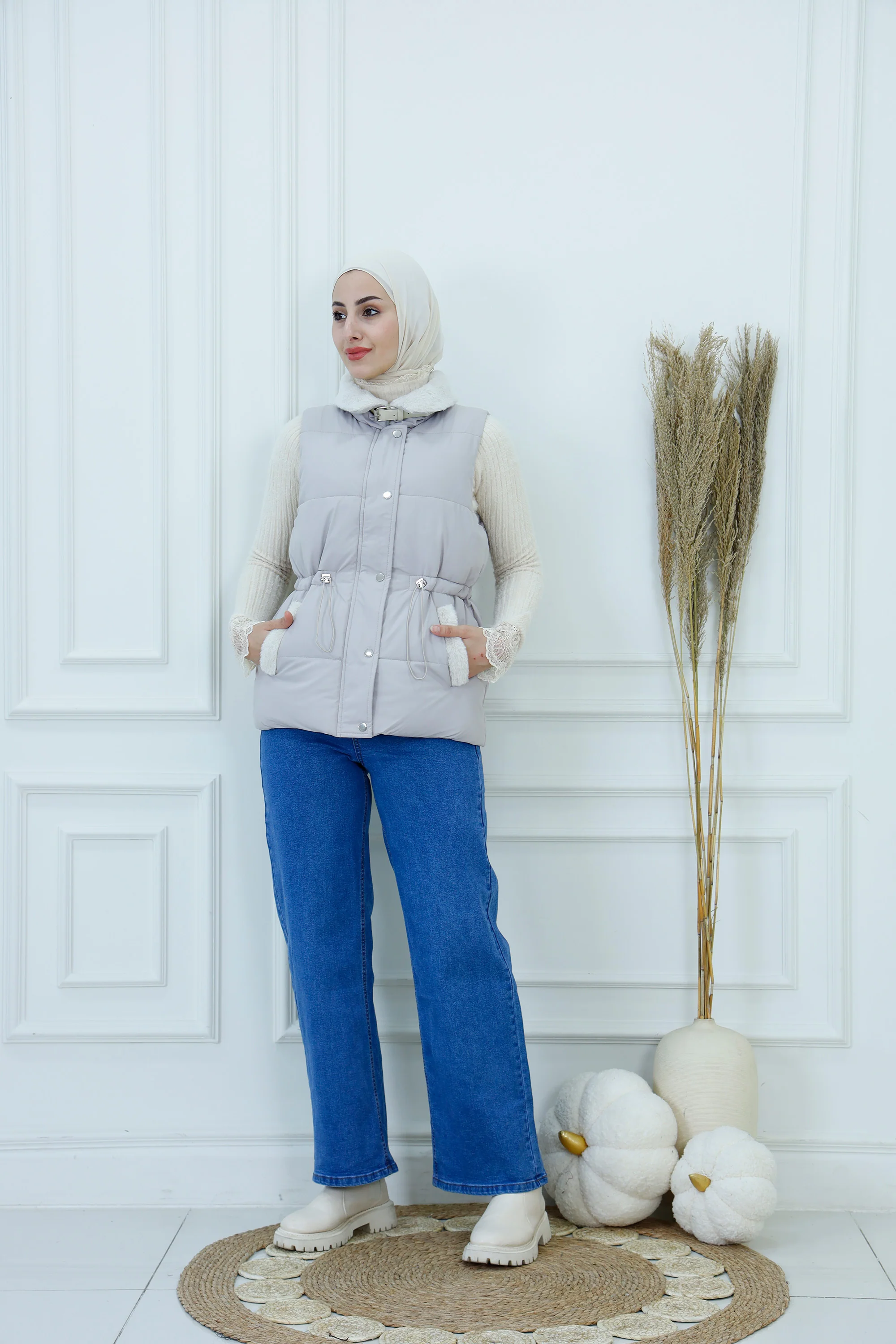 Quilted Puffer Vest with Fur Details