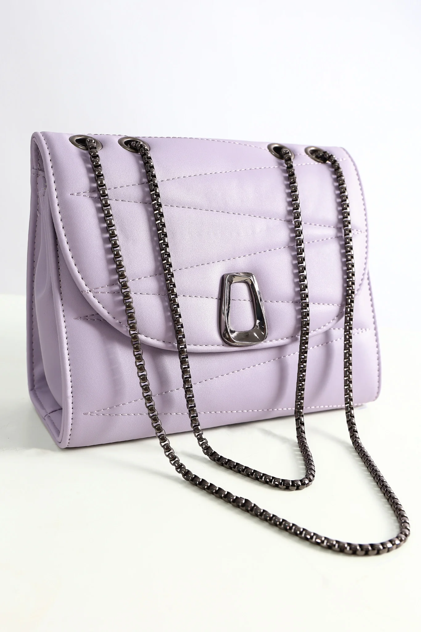 Chain Leather Chic Hand Bag