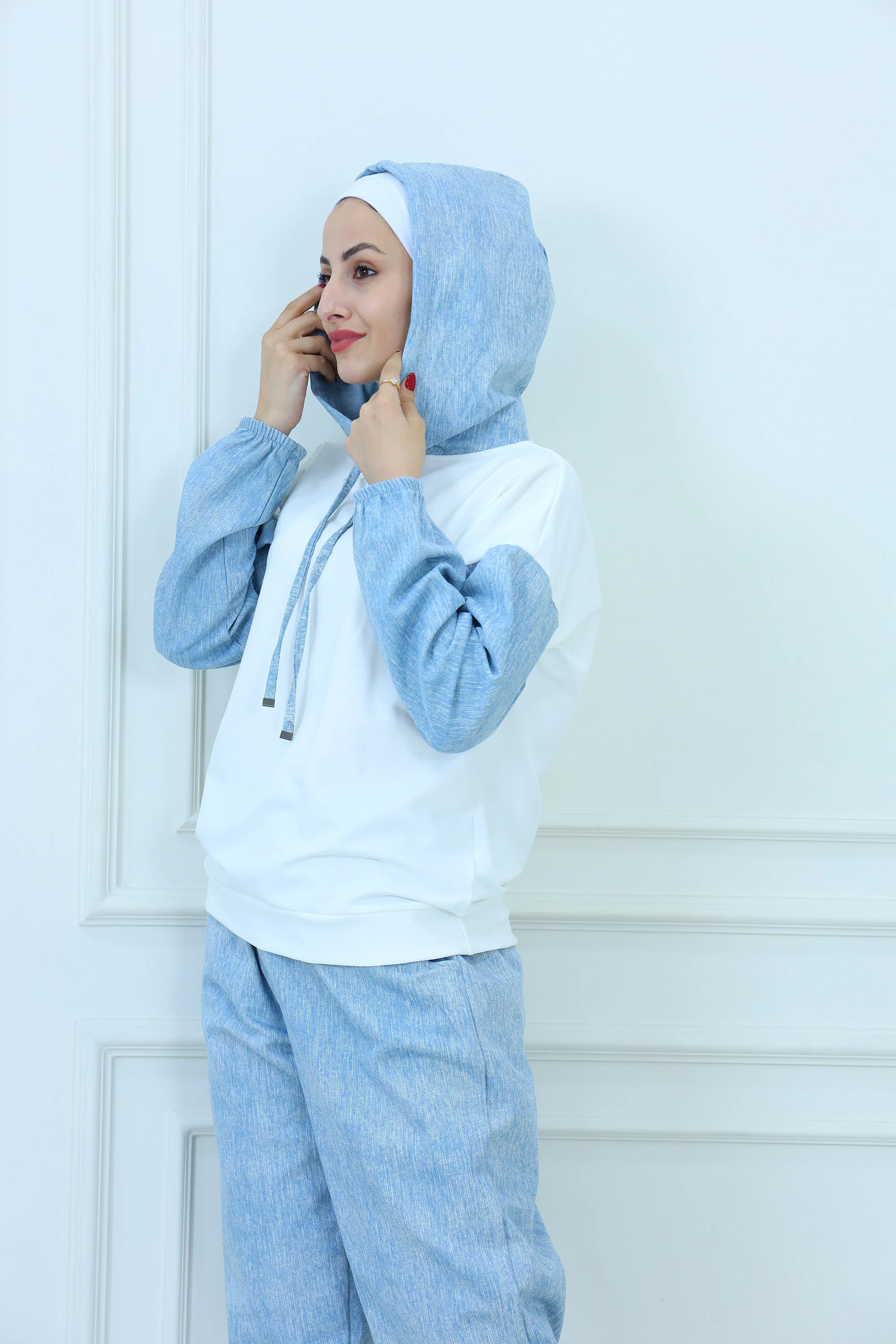 Jeans-Details Hooded Tracksuit Set
