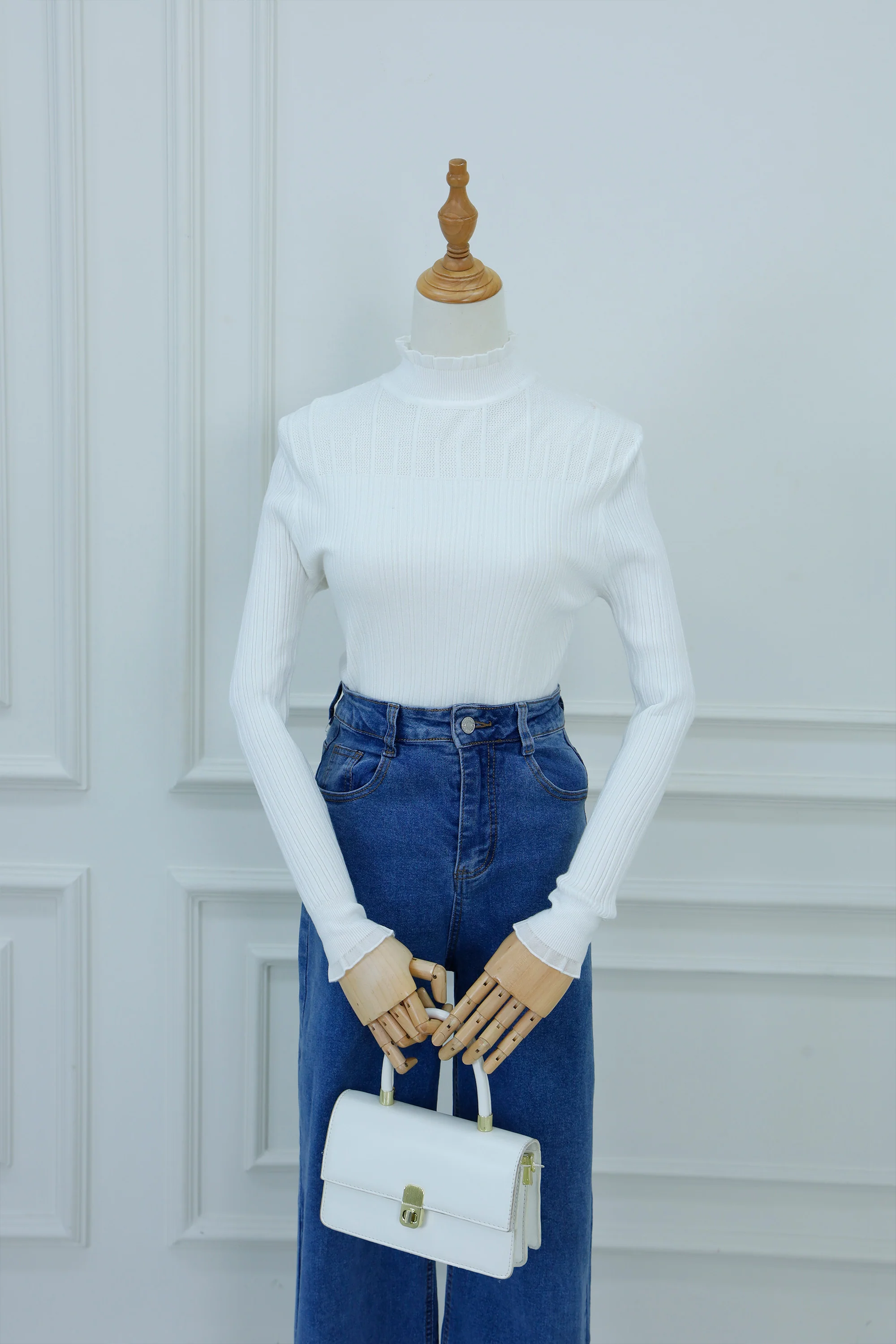 Elegant Ribbed Knit Turtleneck Top