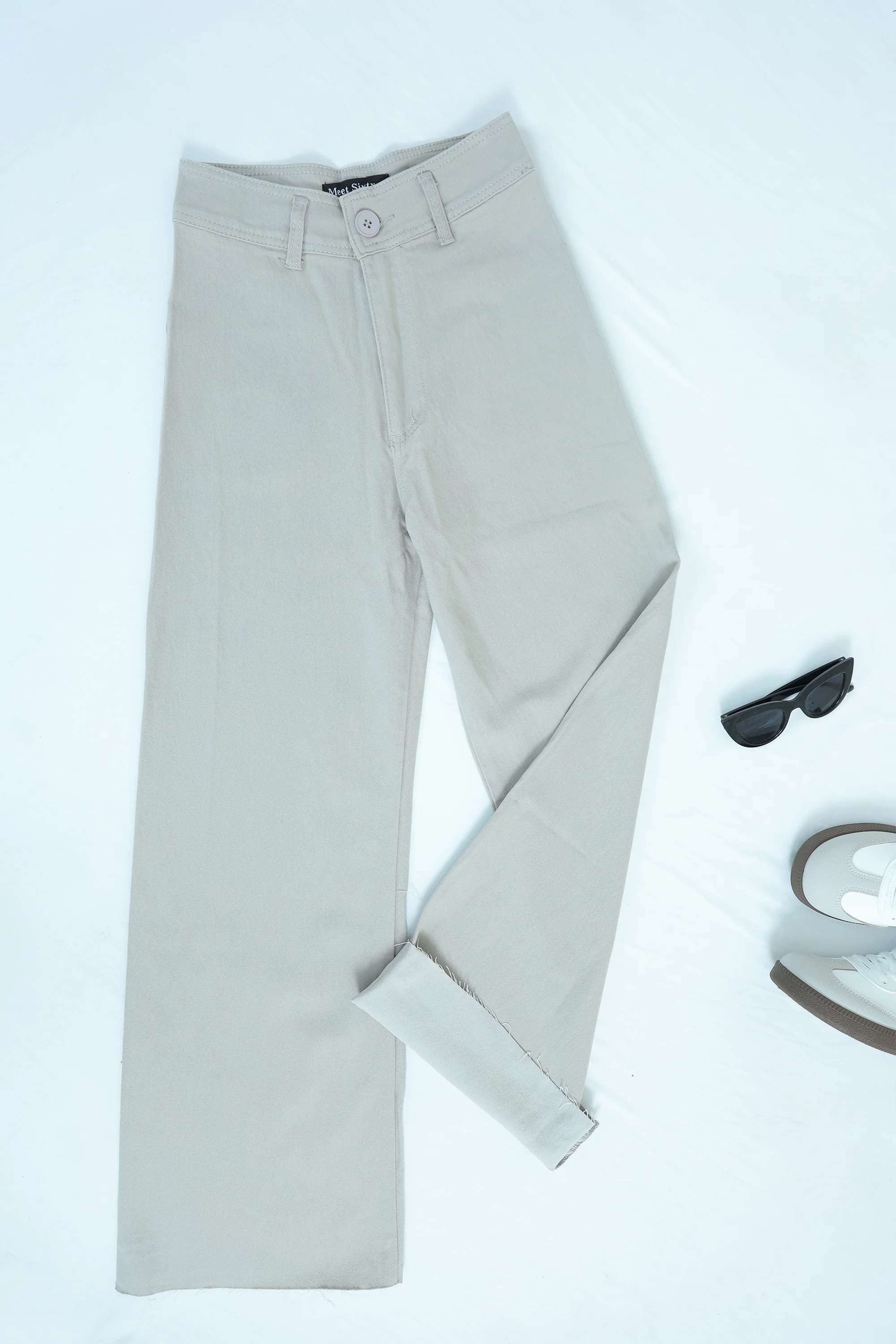Linen Straight-Fit Pants