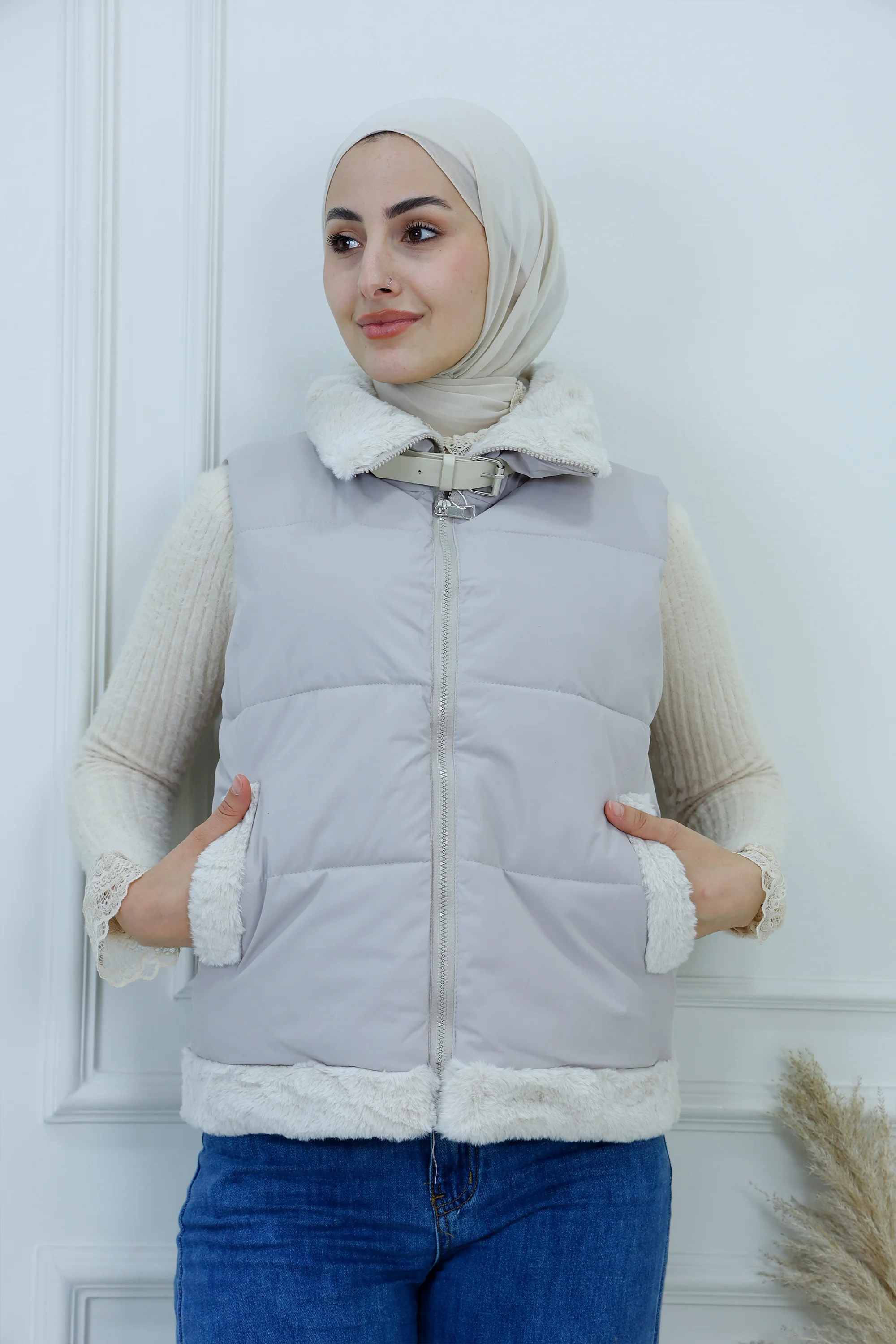 Women's Padded Vest with Fur Details