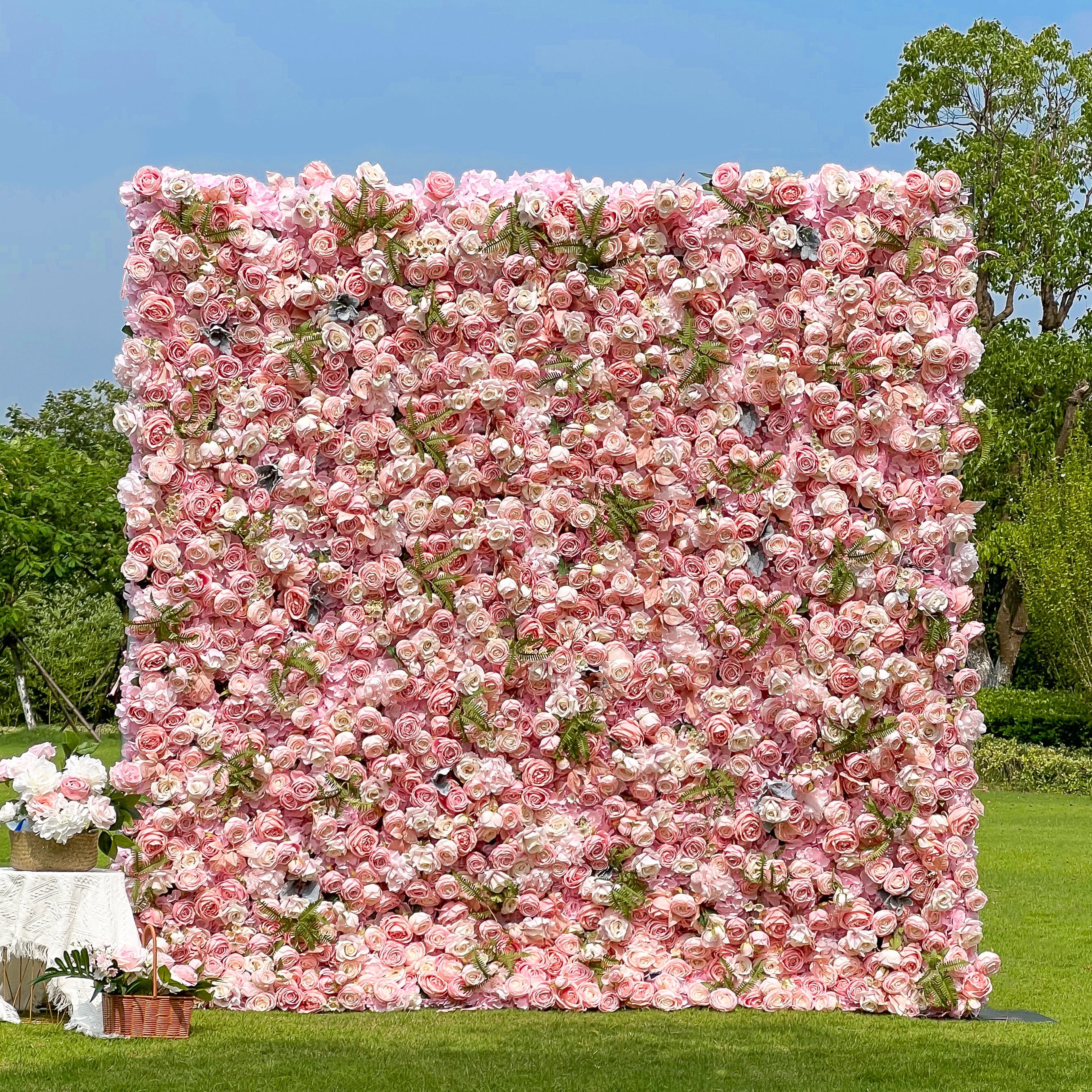 Deluxe 5D “Mia” flower wall cloth back
