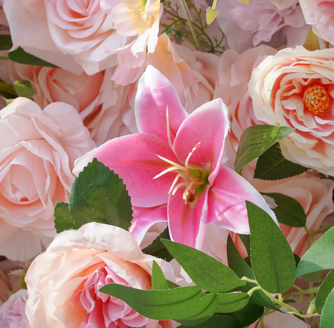 Deluxe 5D “Esmeralda” flower wall cloth back