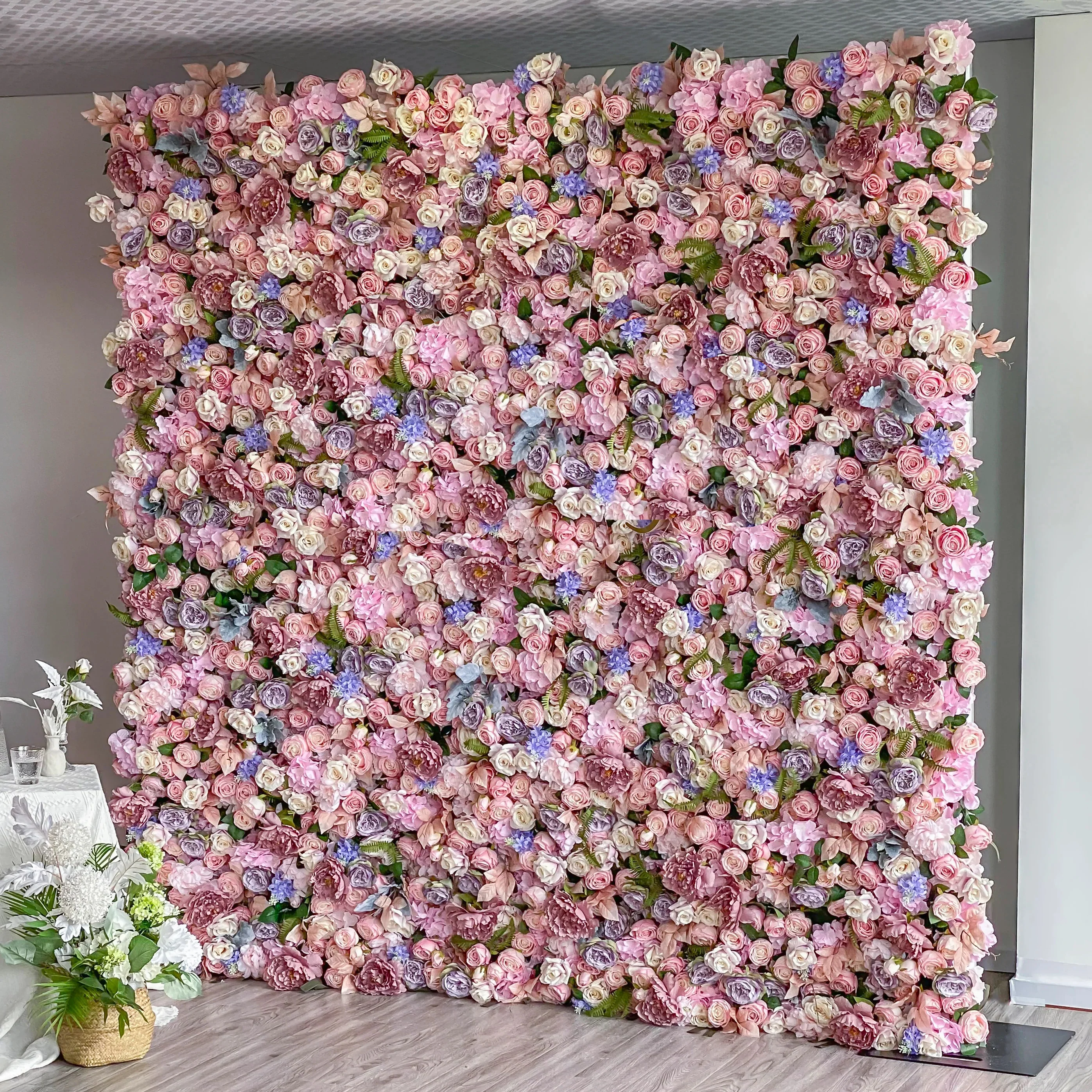 Deluxe 5D “Clara” flower wall cloth back