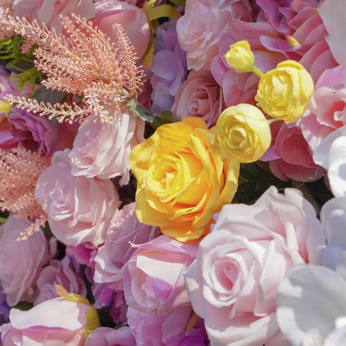 Deluxe 5D “Elizabeth” flower wall cloth back