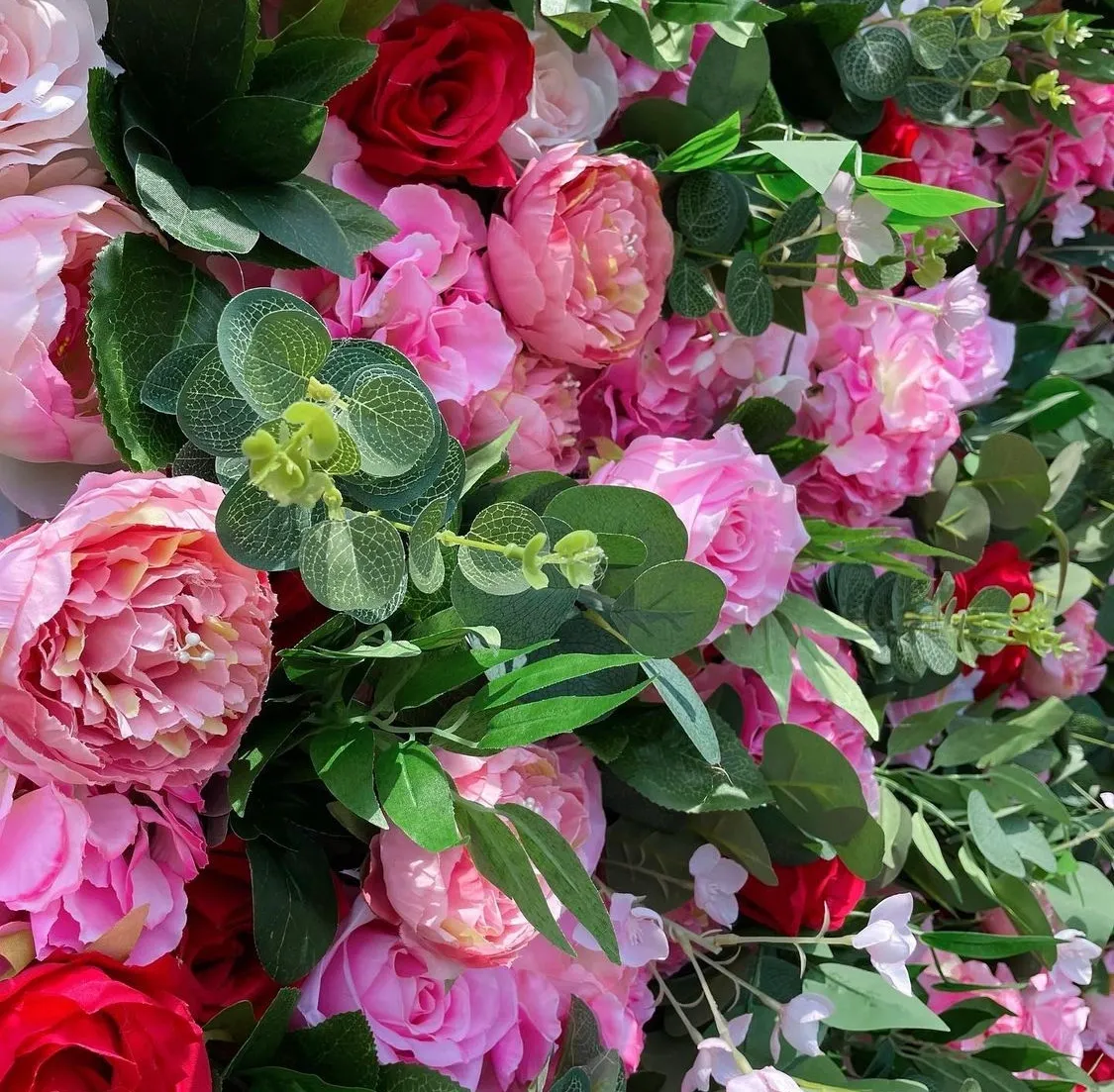 Deluxe 5D “Julia” flower wall cloth back