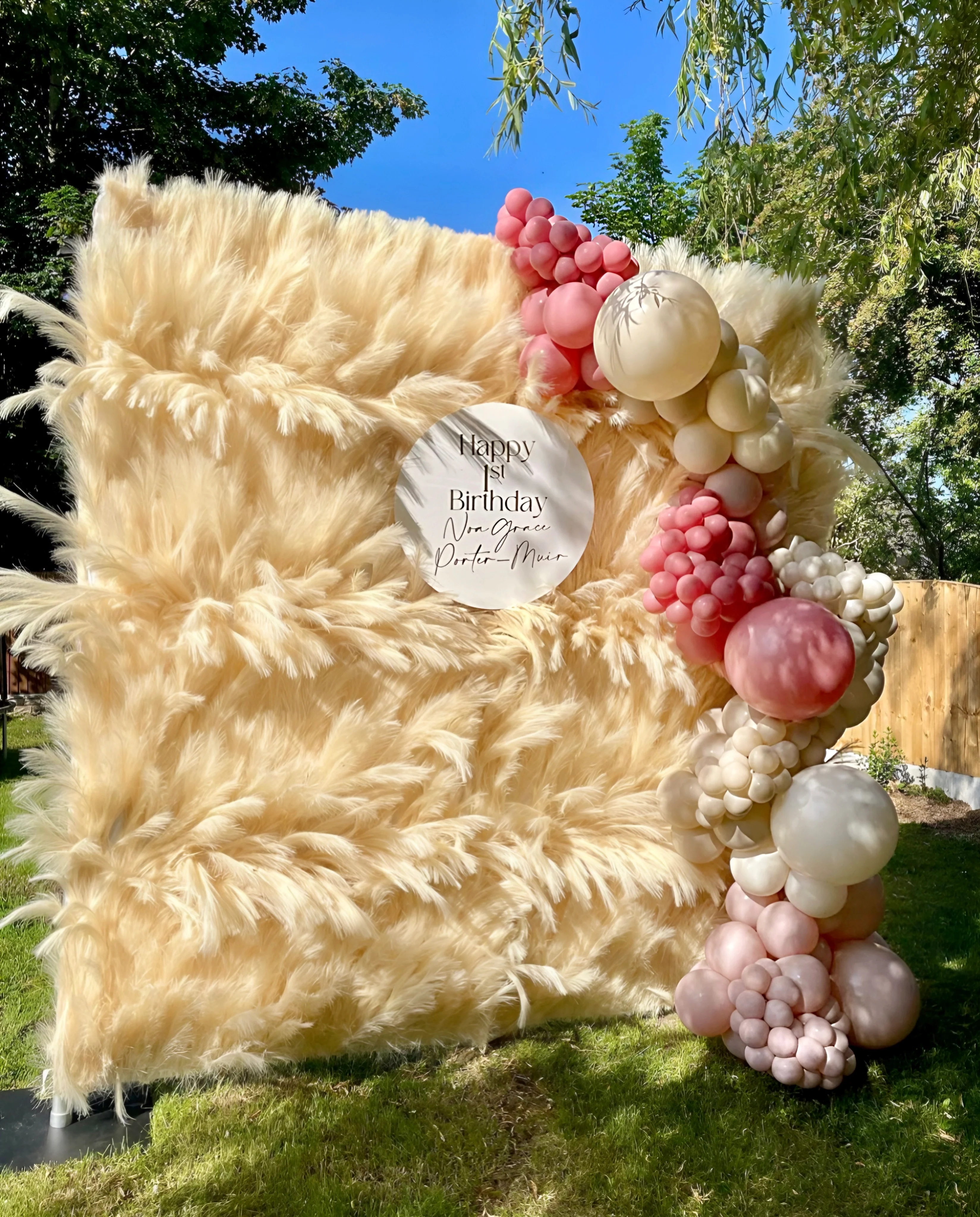 Deluxe 5D Faux pampas wall cloth back