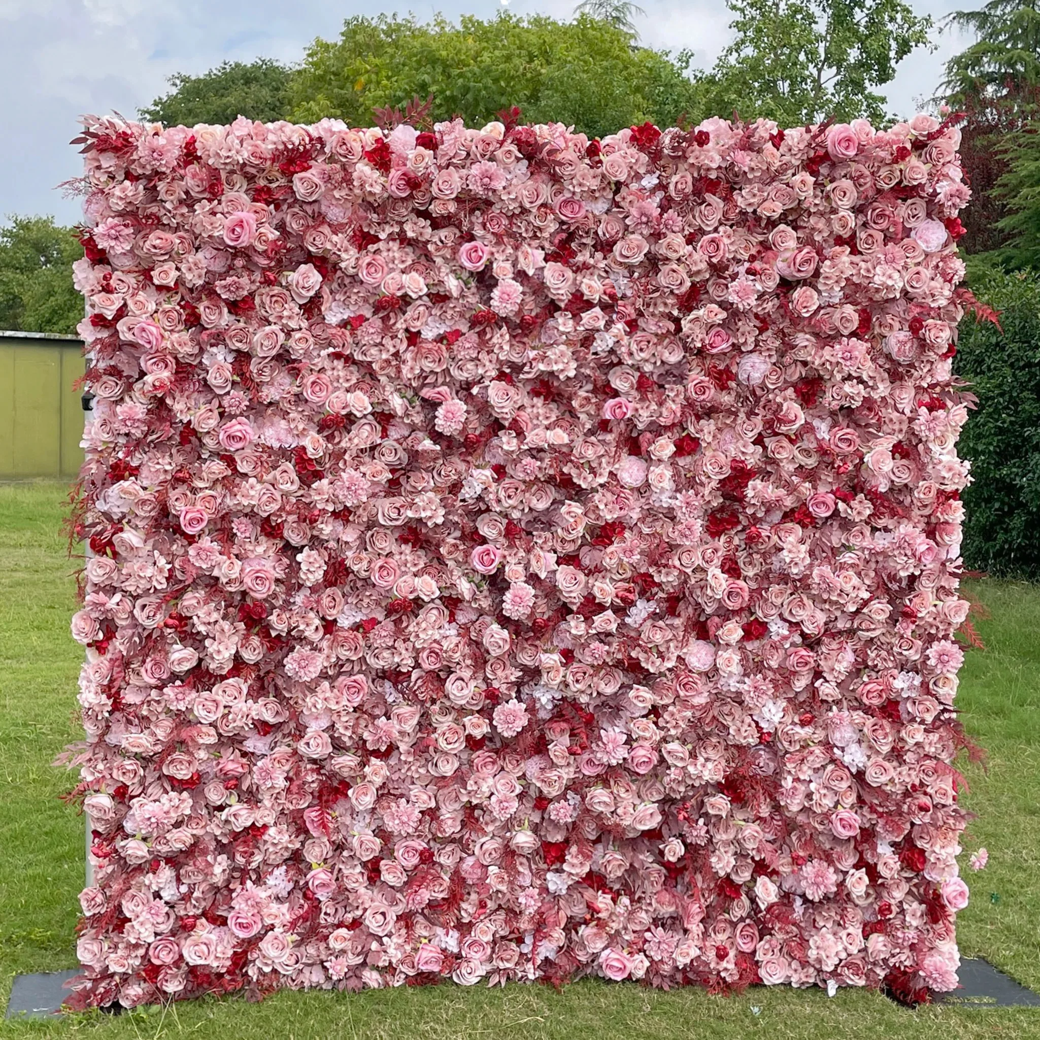 Deluxe 5D “Felicity” flower wall cloth back