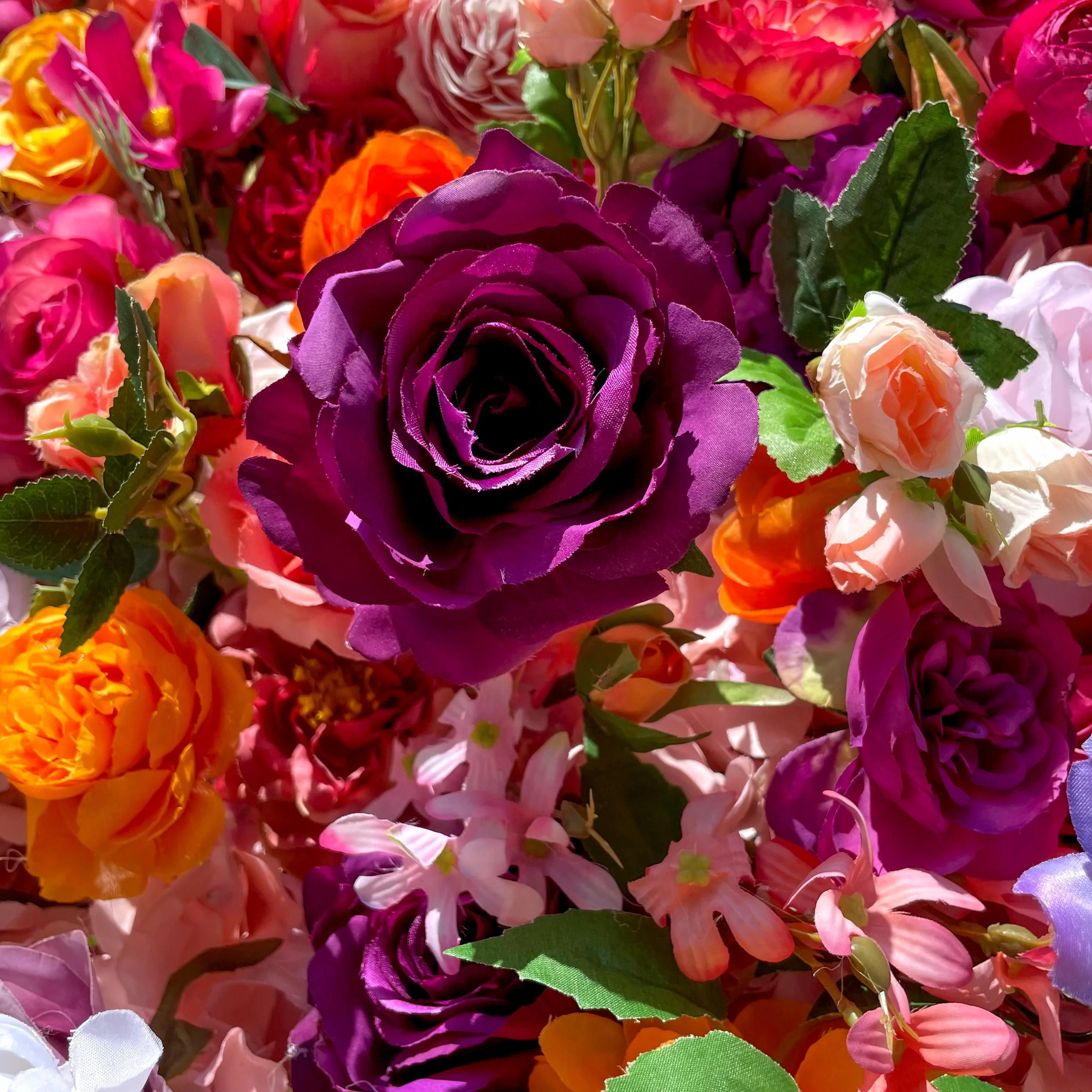 Deluxe 5D “Bonnie” flower wall cloth back