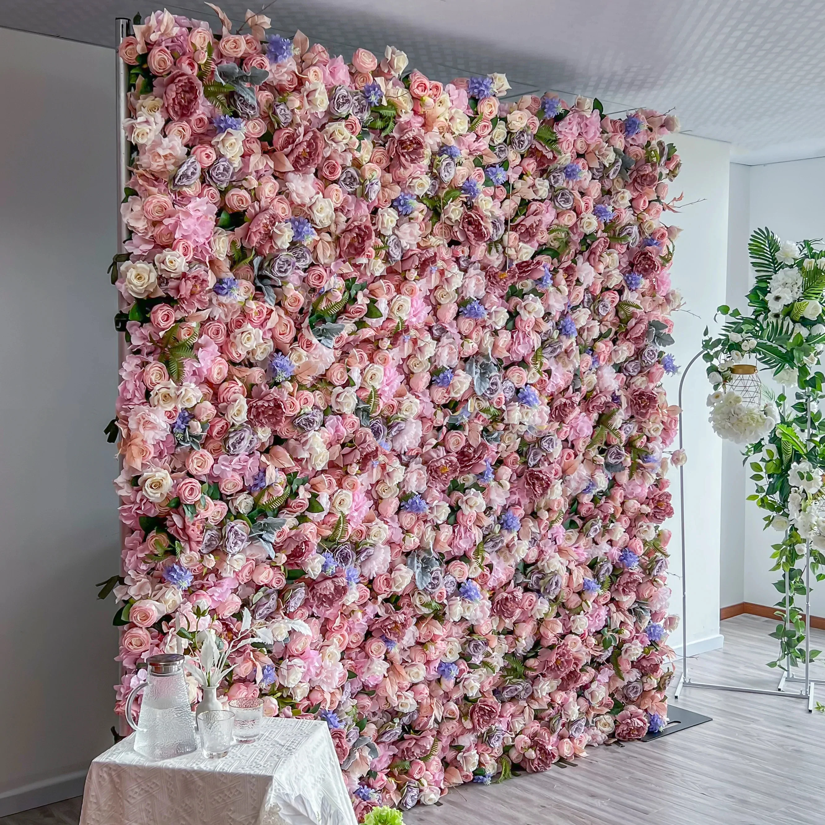 Deluxe 5D “Clara” flower wall cloth back