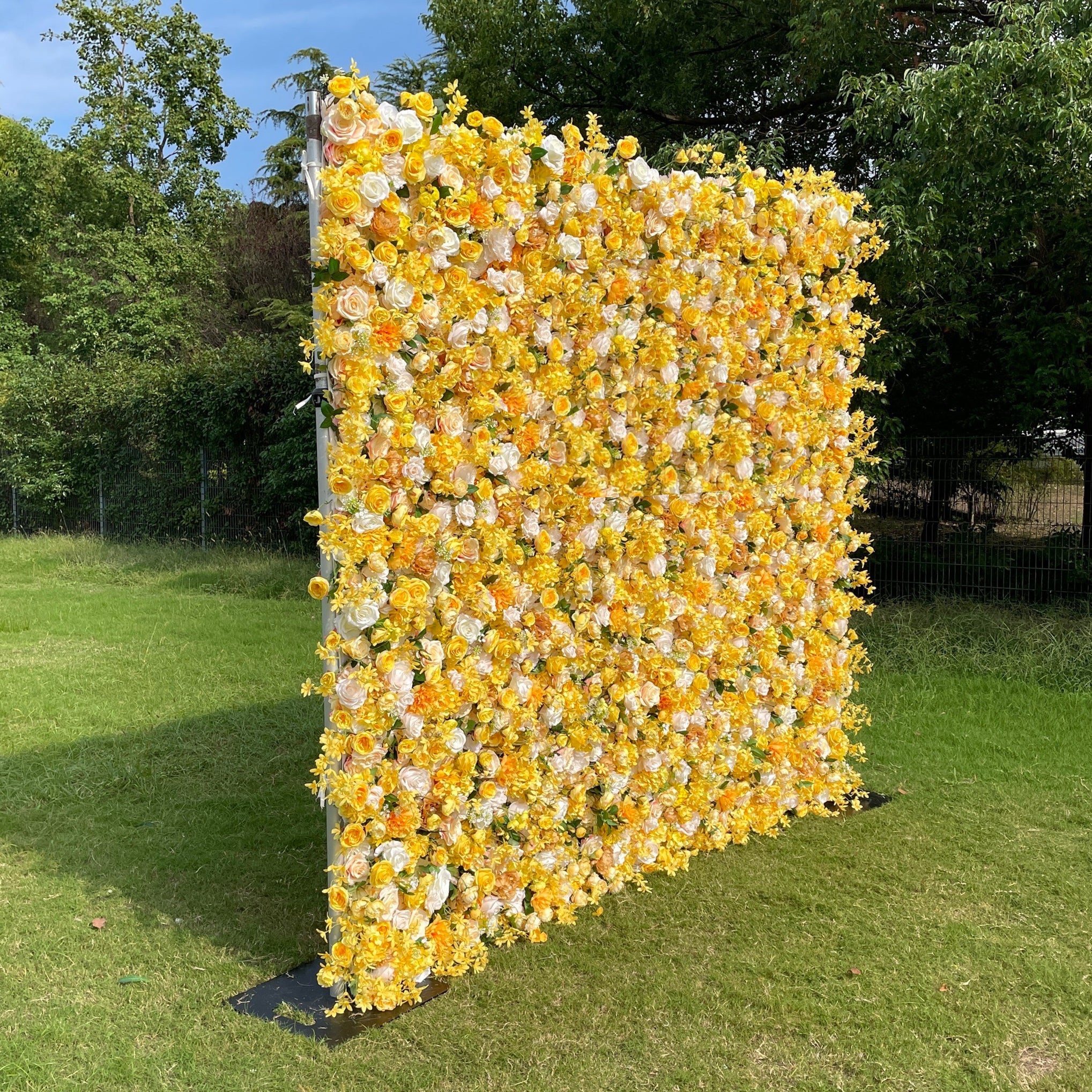 Deluxe 5D “Audrey” flower wall cloth back