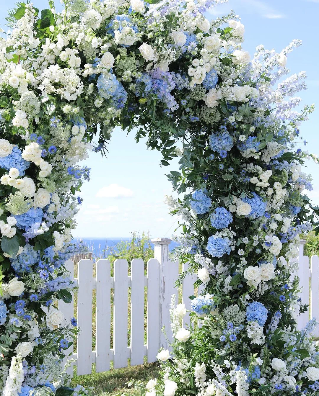 Bessie floral arch freestanding