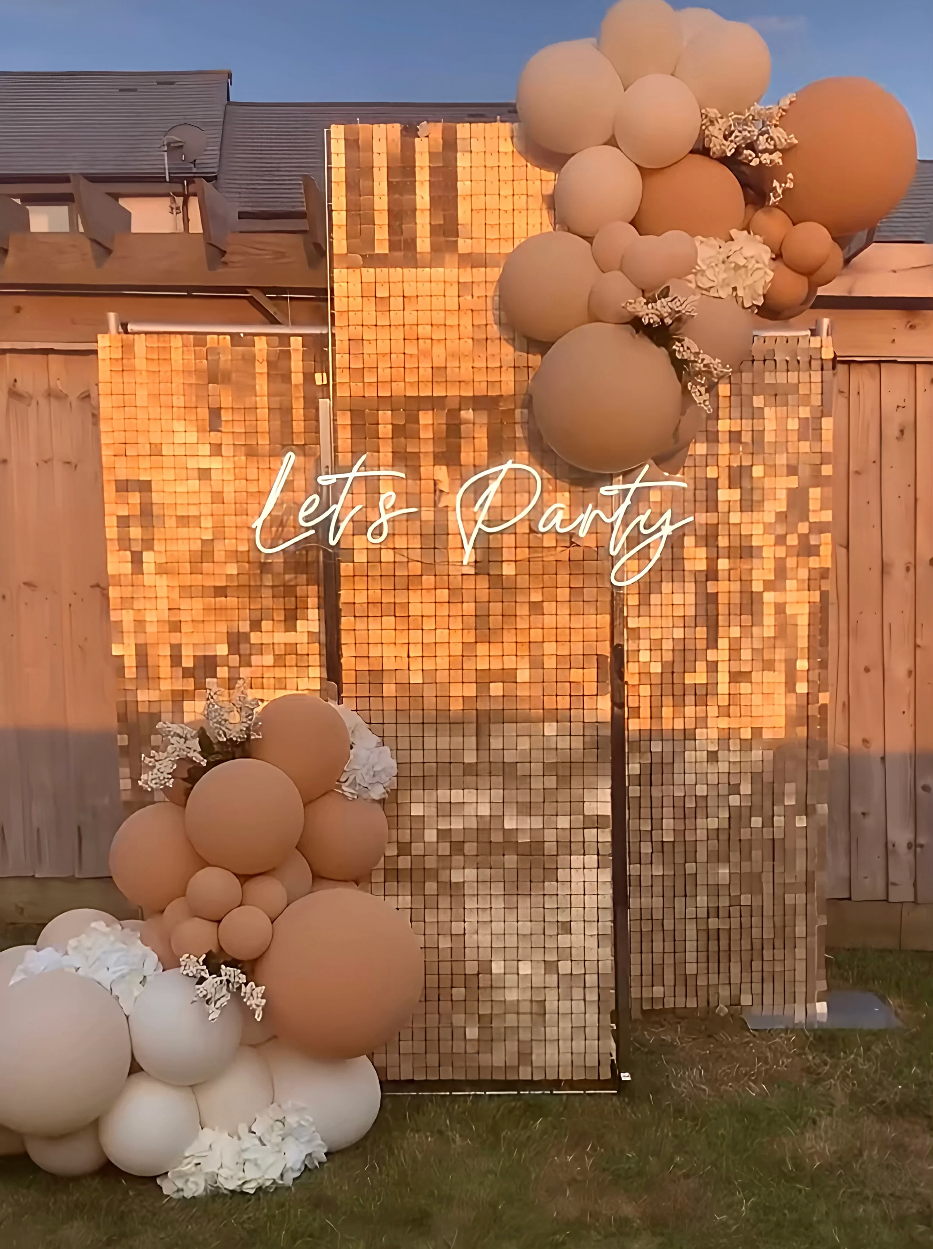 Mini sequin wall 3 parts - 2 x 150cm x 60cm (10 panels each) & 1x 180cm x 60cm (12 panels) 32 panels