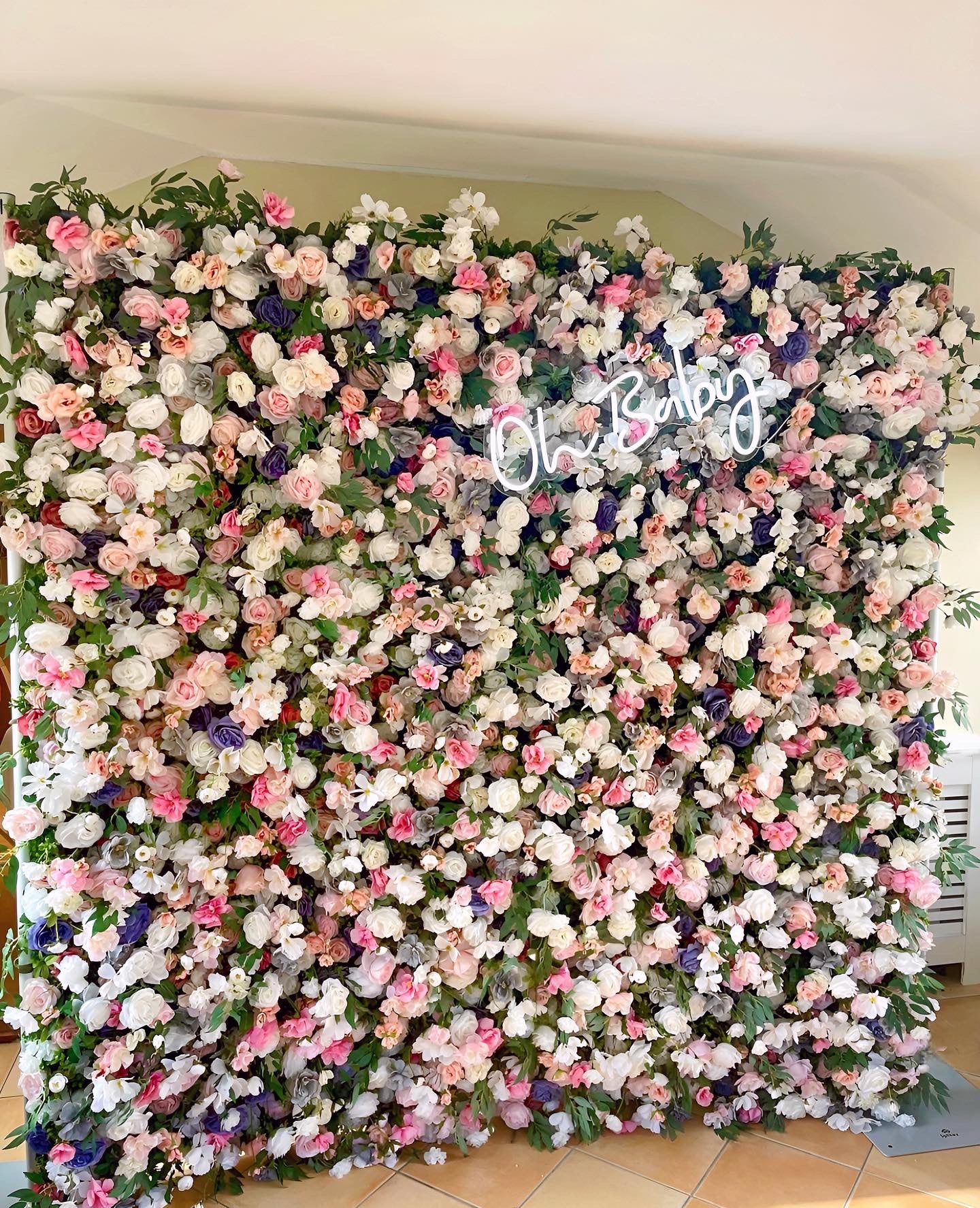 Deluxe 5D “Bella” flower wall cloth back