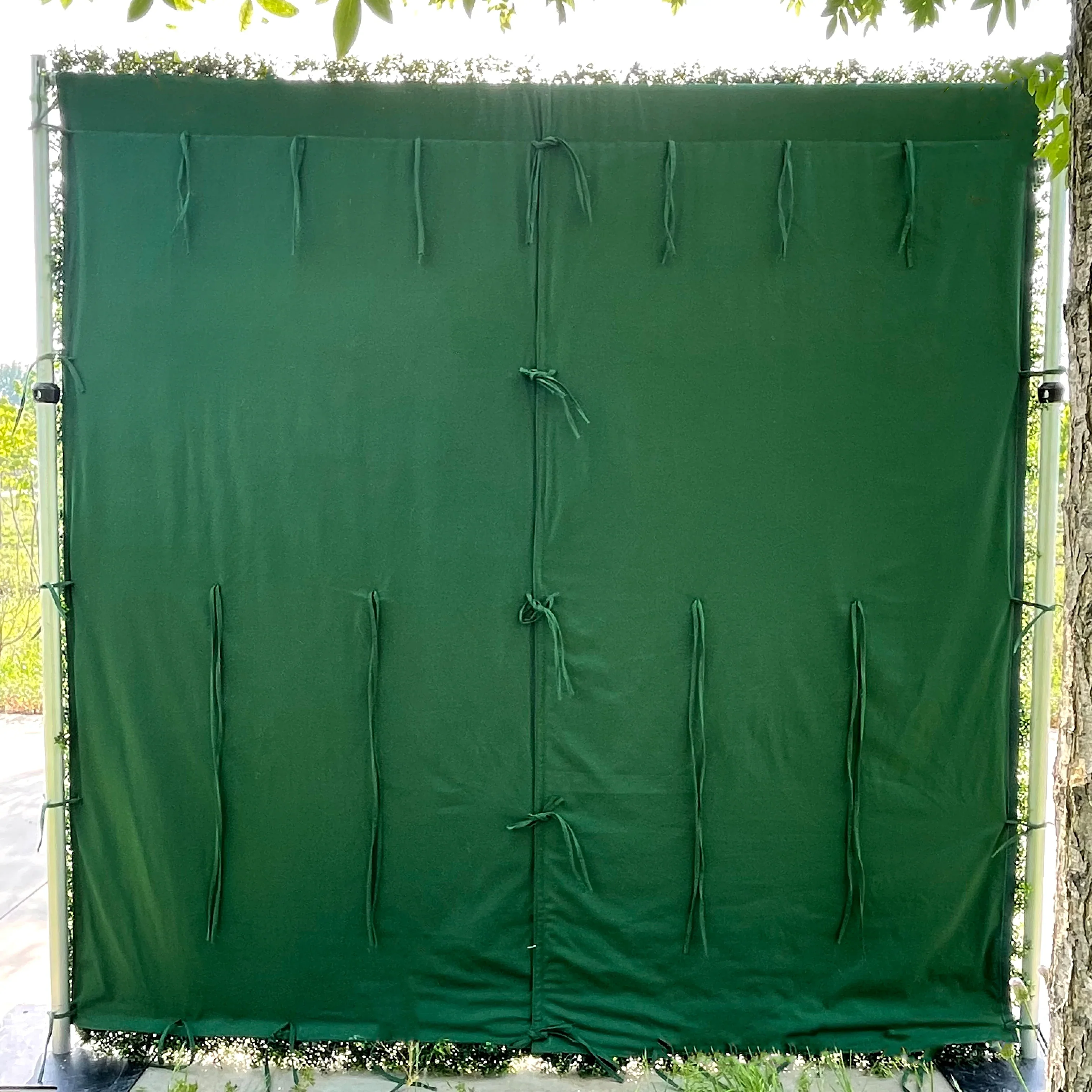 Jungle foliage wall cloth back