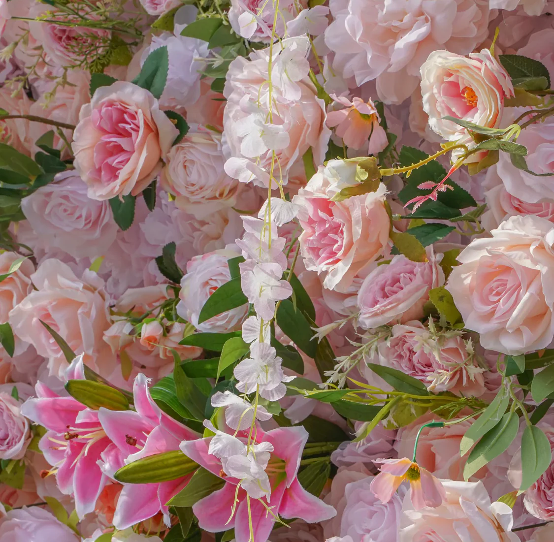 Deluxe 5D “Esmeralda” flower wall cloth back