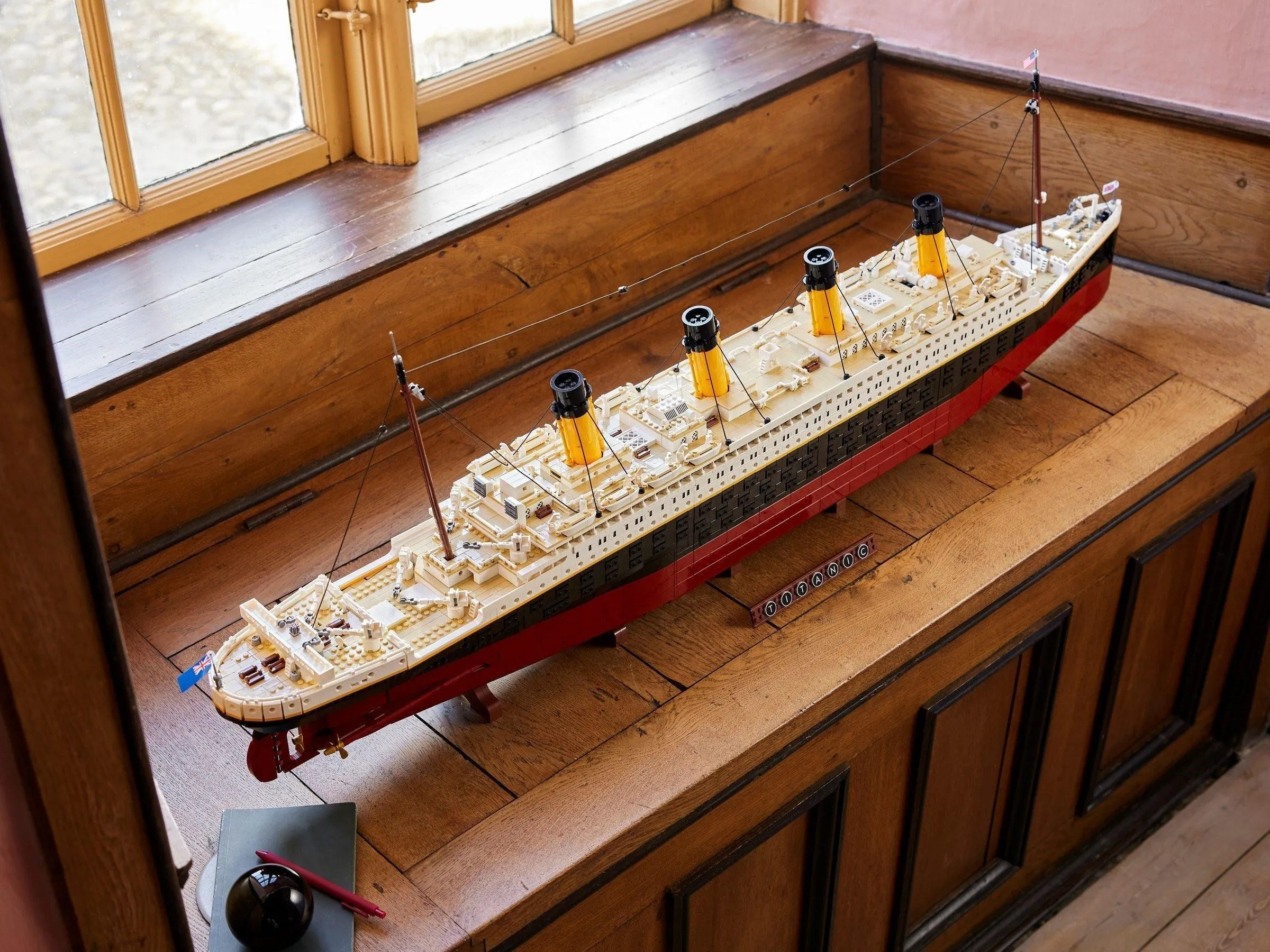 LEGO Creator Expert Titanic 10294 - Detailní sběratelský model