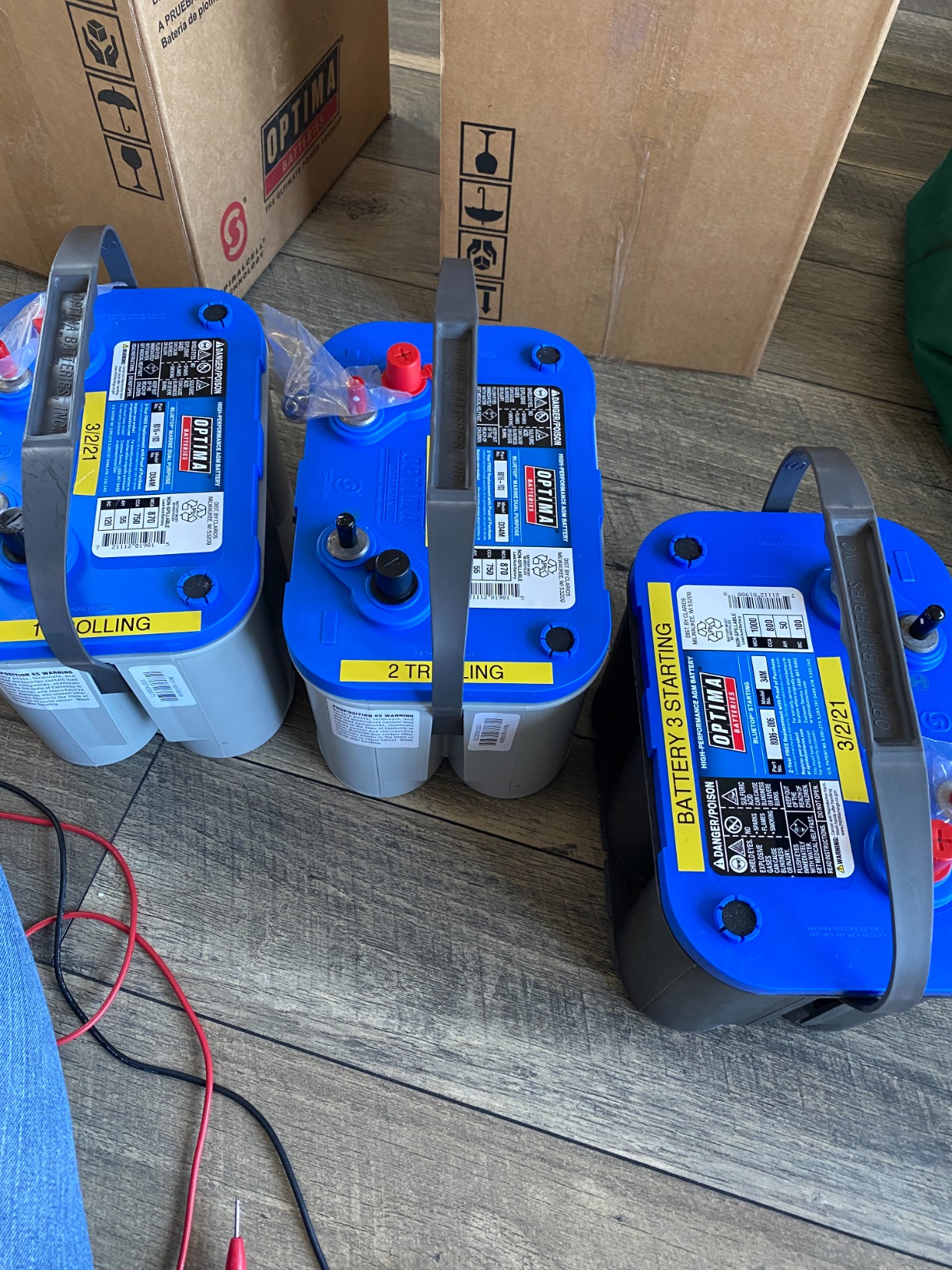 Baterie OPTIMA Vysoce výkonná D34M BlueTop dvojúčelová uzavřená AGM baterie pro lodě a obytné vozy, 750 CCA, dvojitý pól, bezúdržbová, univerzální montáž